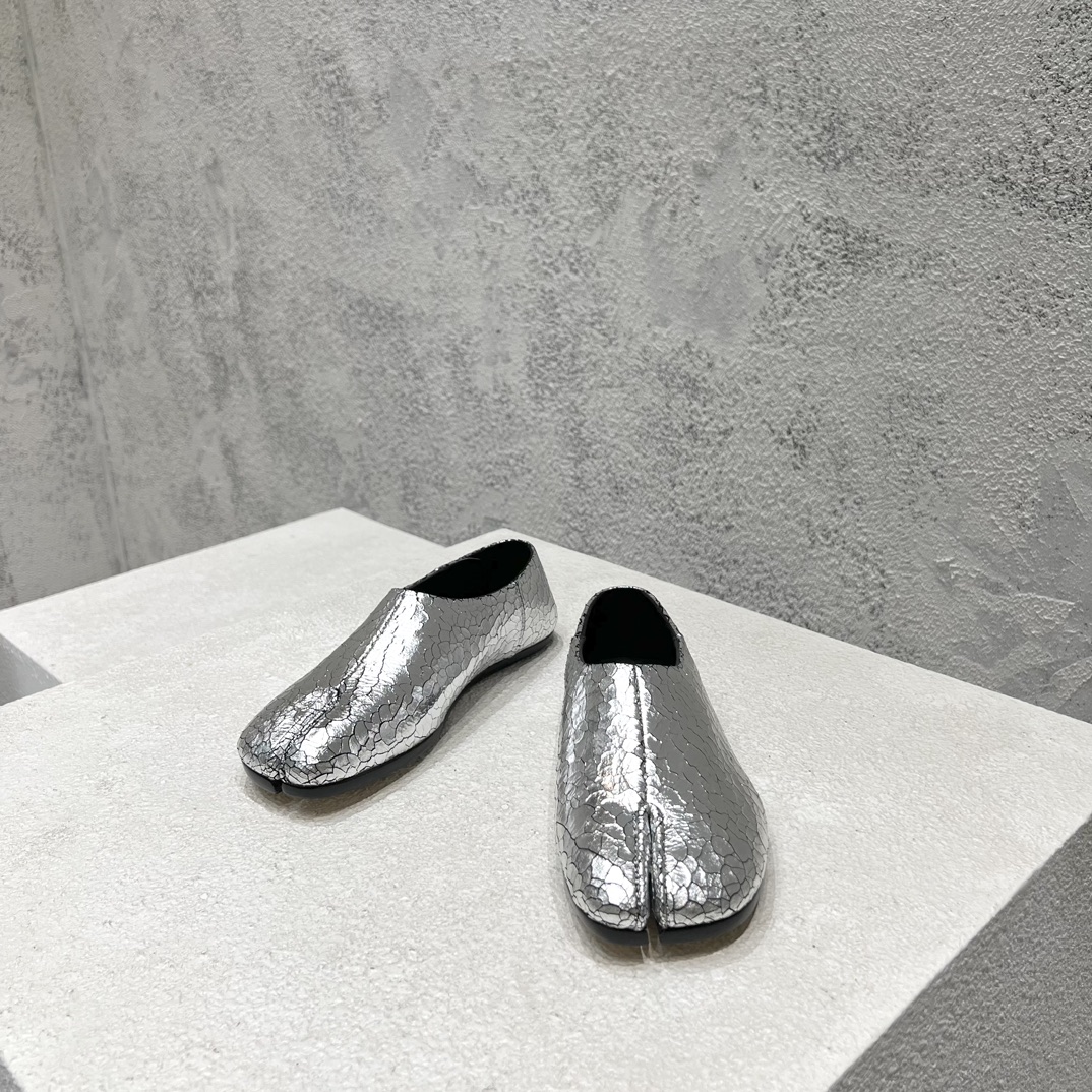 Maison Margiela обувь без каблука из натуральной кожи с разделенным носком