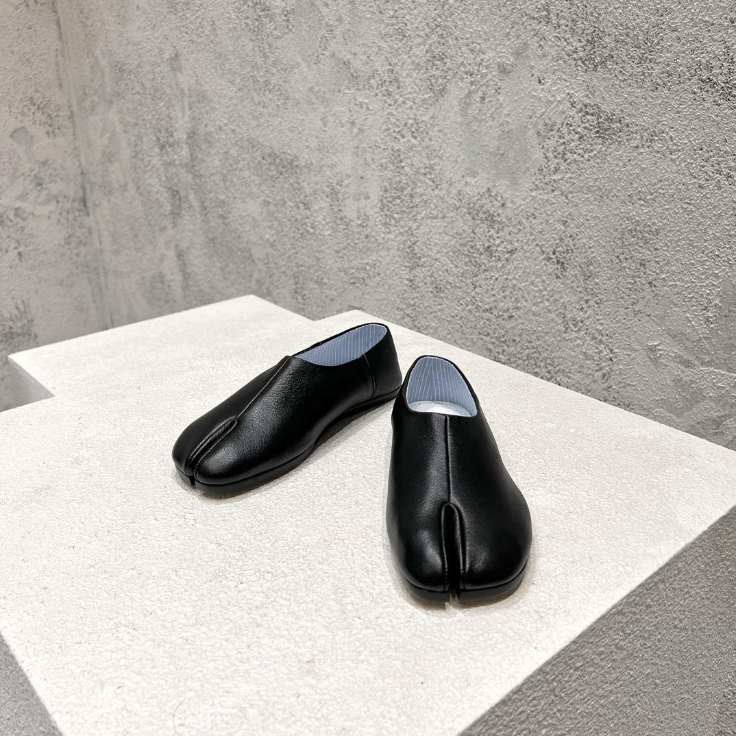 Maison Margiela обувь без каблука из натуральной кожи с разделёнными пальцами