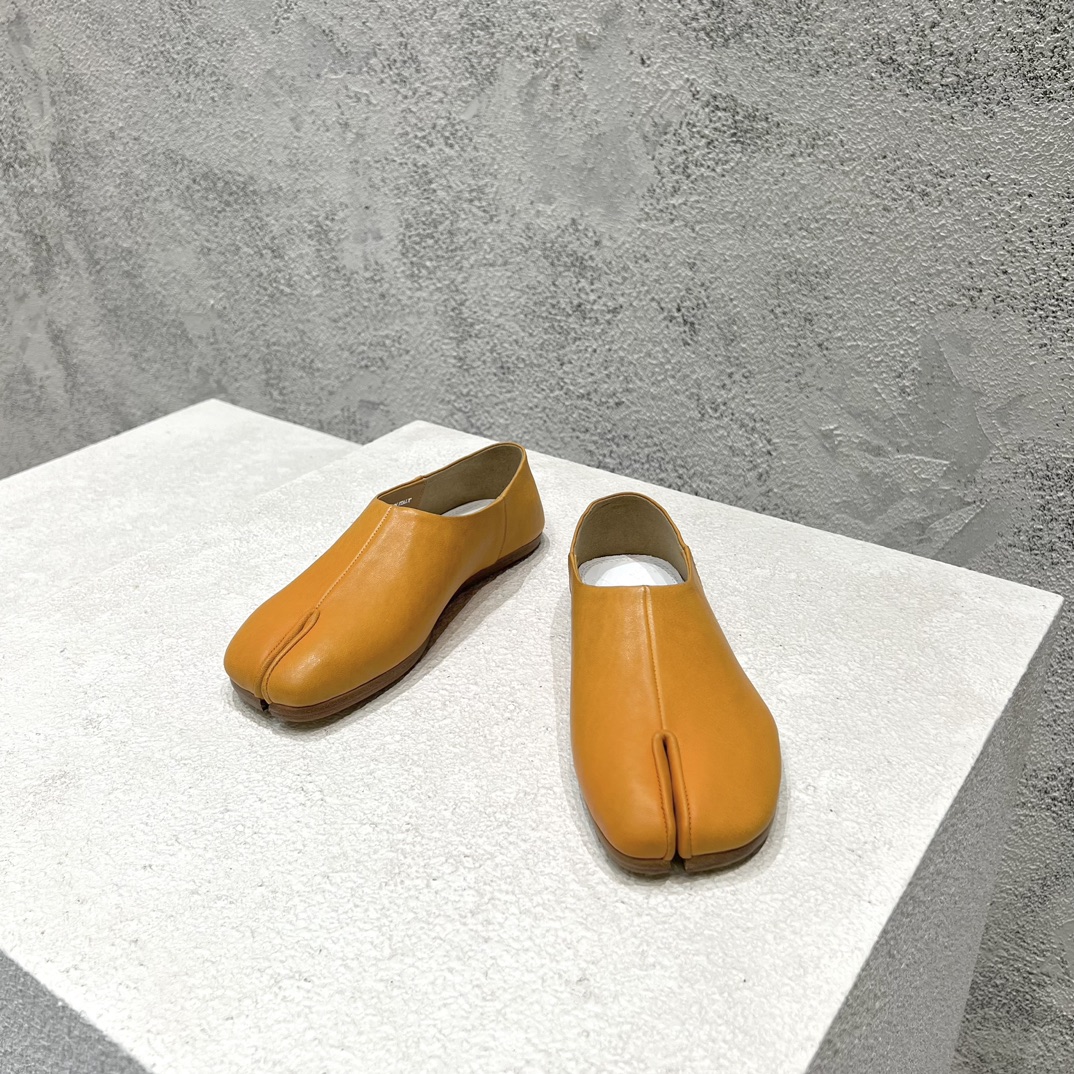 Maison Margiela обувь без каблука из натуральной кожи с разделённым носком