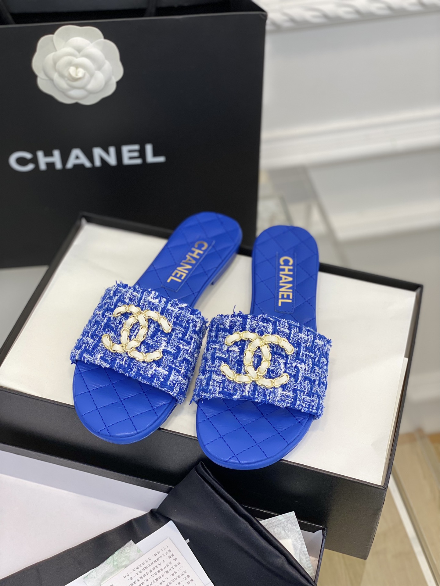 Chanel23C新款菱格拖鞋！专柜