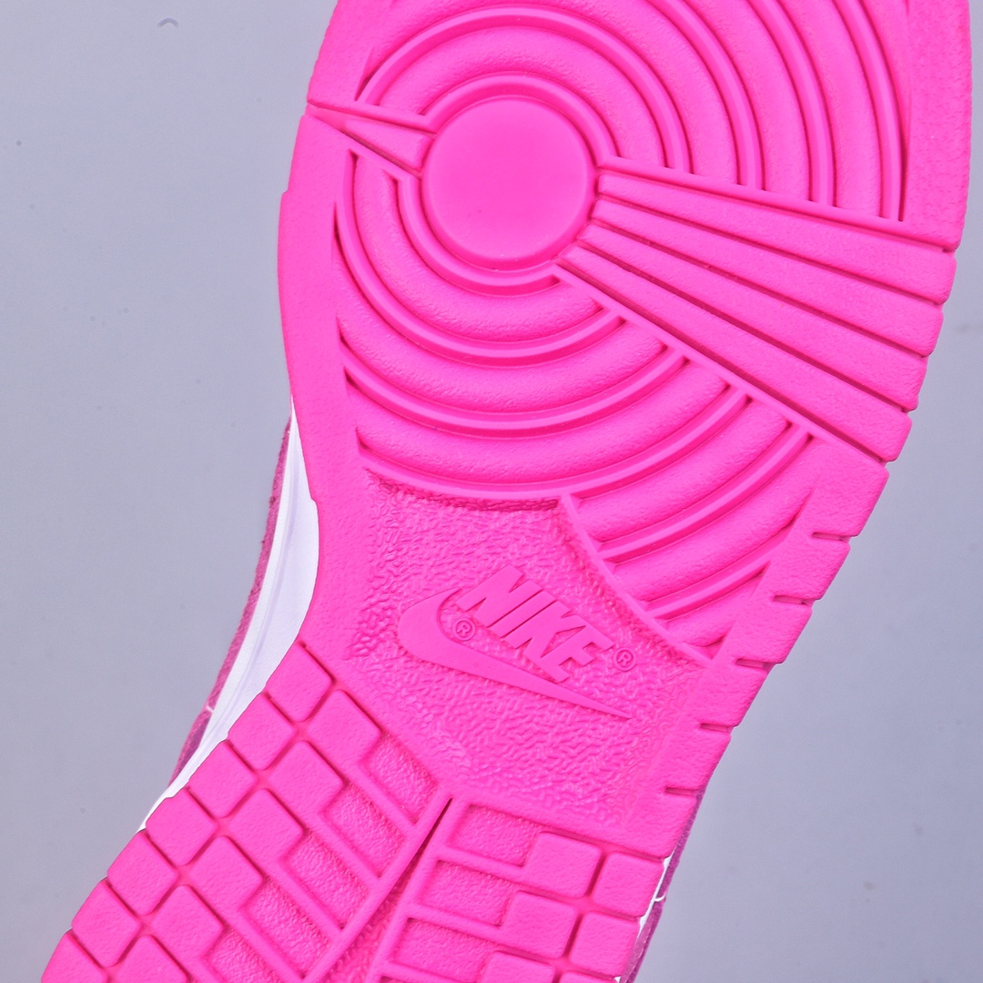 200 F版Nike SB Zoom Dunk Low 玫红板鞋 FJ0704-100