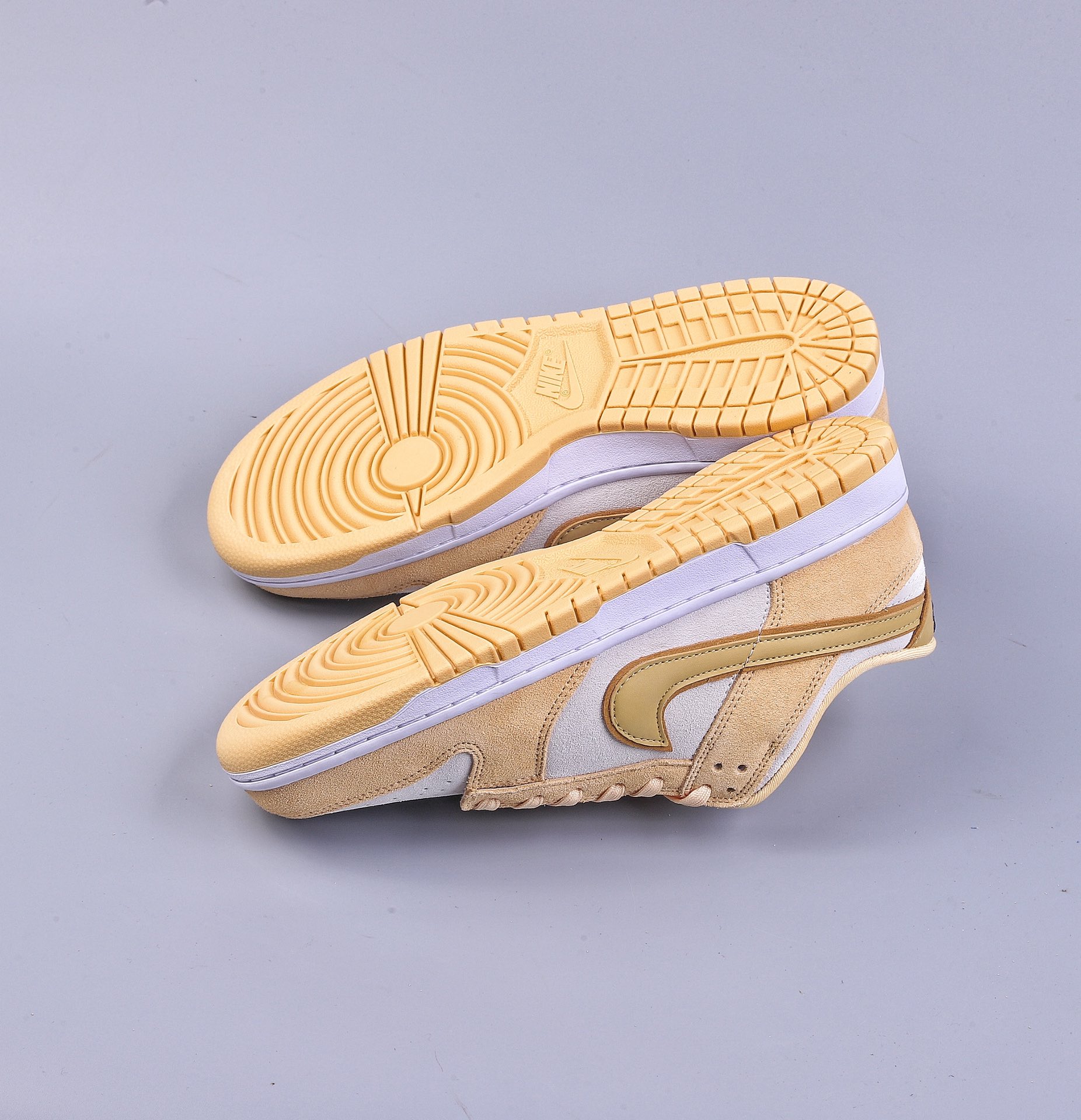 200 F版Nike SB Zoom Dunk Low 板鞋系列经典百搭休闲运动板鞋 DV7411-200