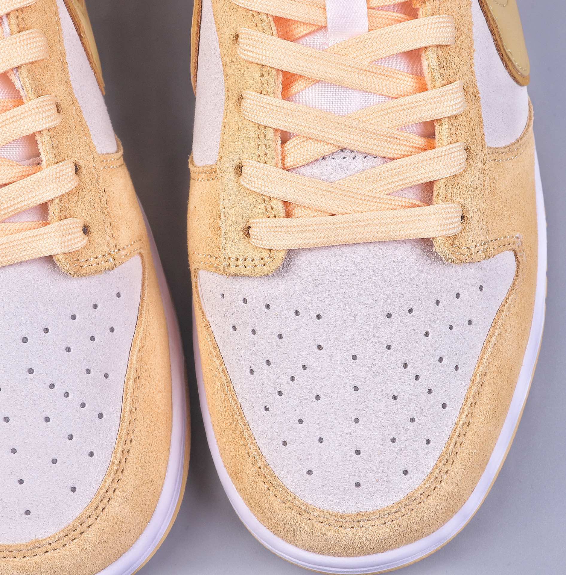 200 F版Nike SB Zoom Dunk Low 板鞋系列经典百搭休闲运动板鞋 DV7411-200