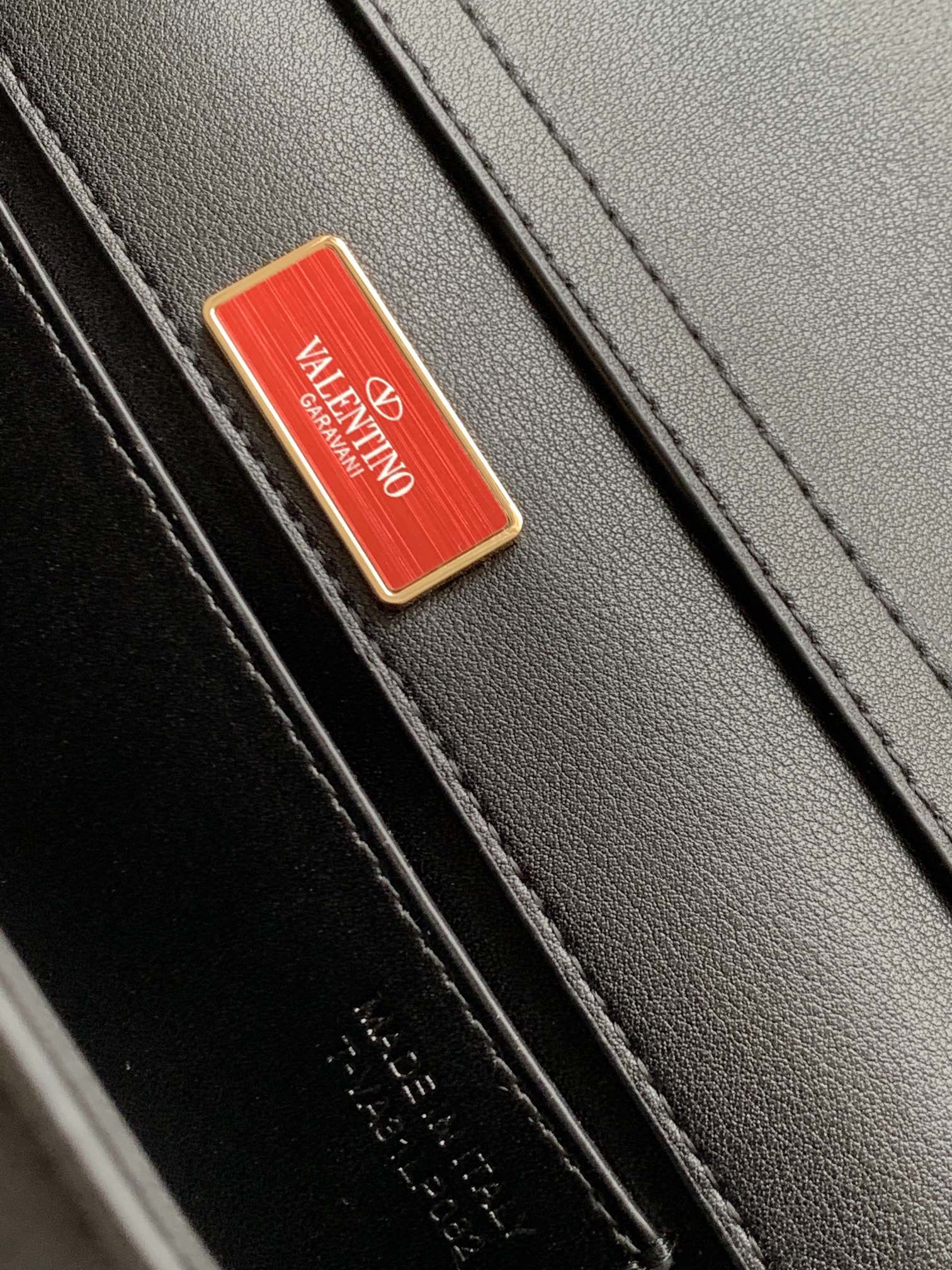 🆕🆕🆕MINI LOCÒ仿水晶装饰手袋-VLogo Signature施华洛世奇®仿水晶装饰-配可拆卸提