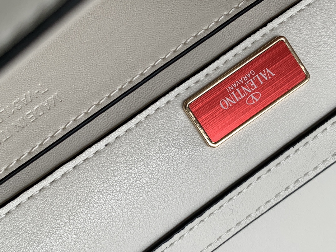 🆕🆕🆕MINI LOCÒ仿水晶装饰手袋-VLogo Signature施华洛世奇®仿水晶装饰-配可拆卸提