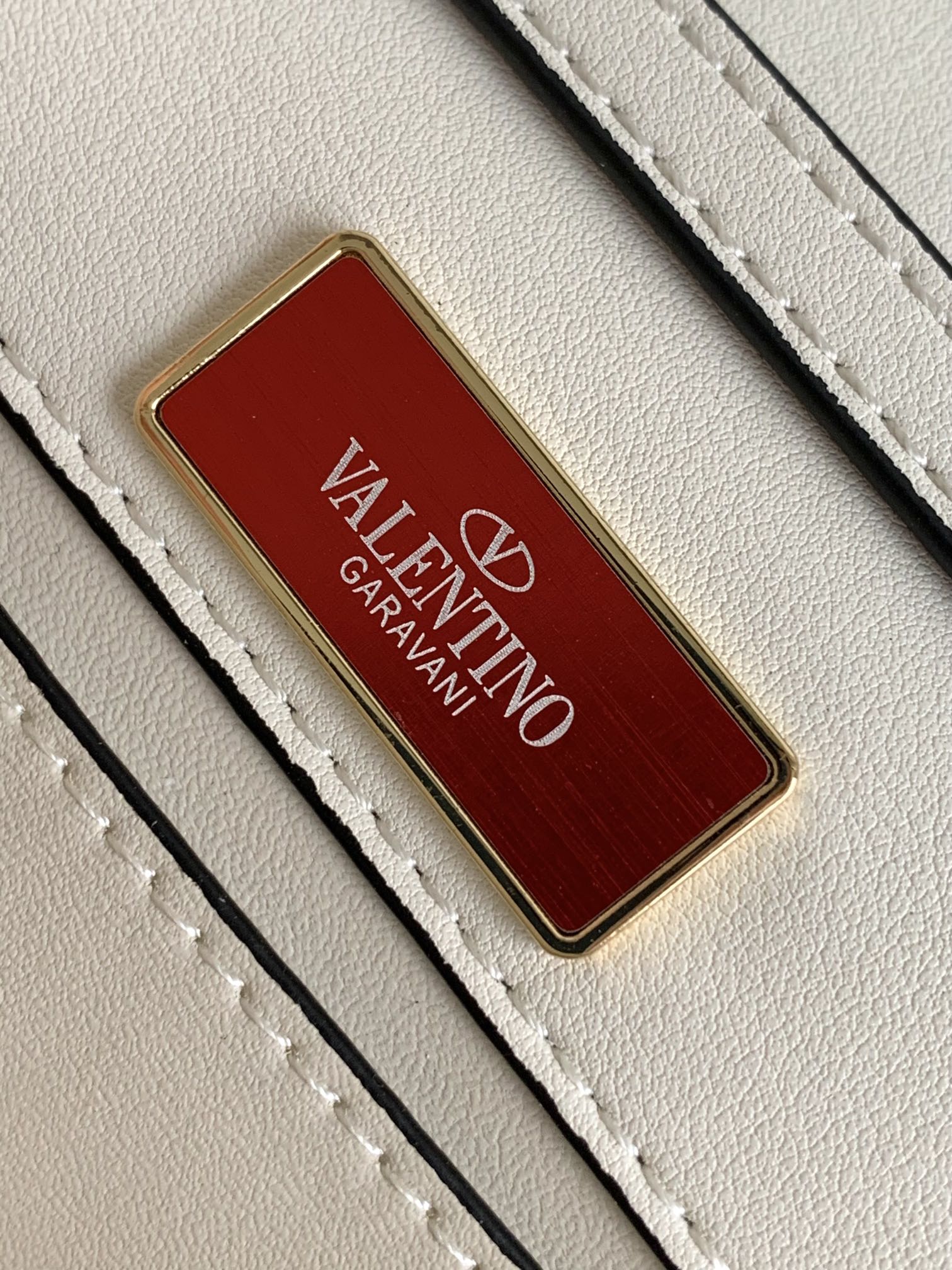 🆕🆕🆕MINI LOCÒ仿水晶装饰手袋-VLogo Signature施华洛世奇®仿水晶装饰-配可拆卸提