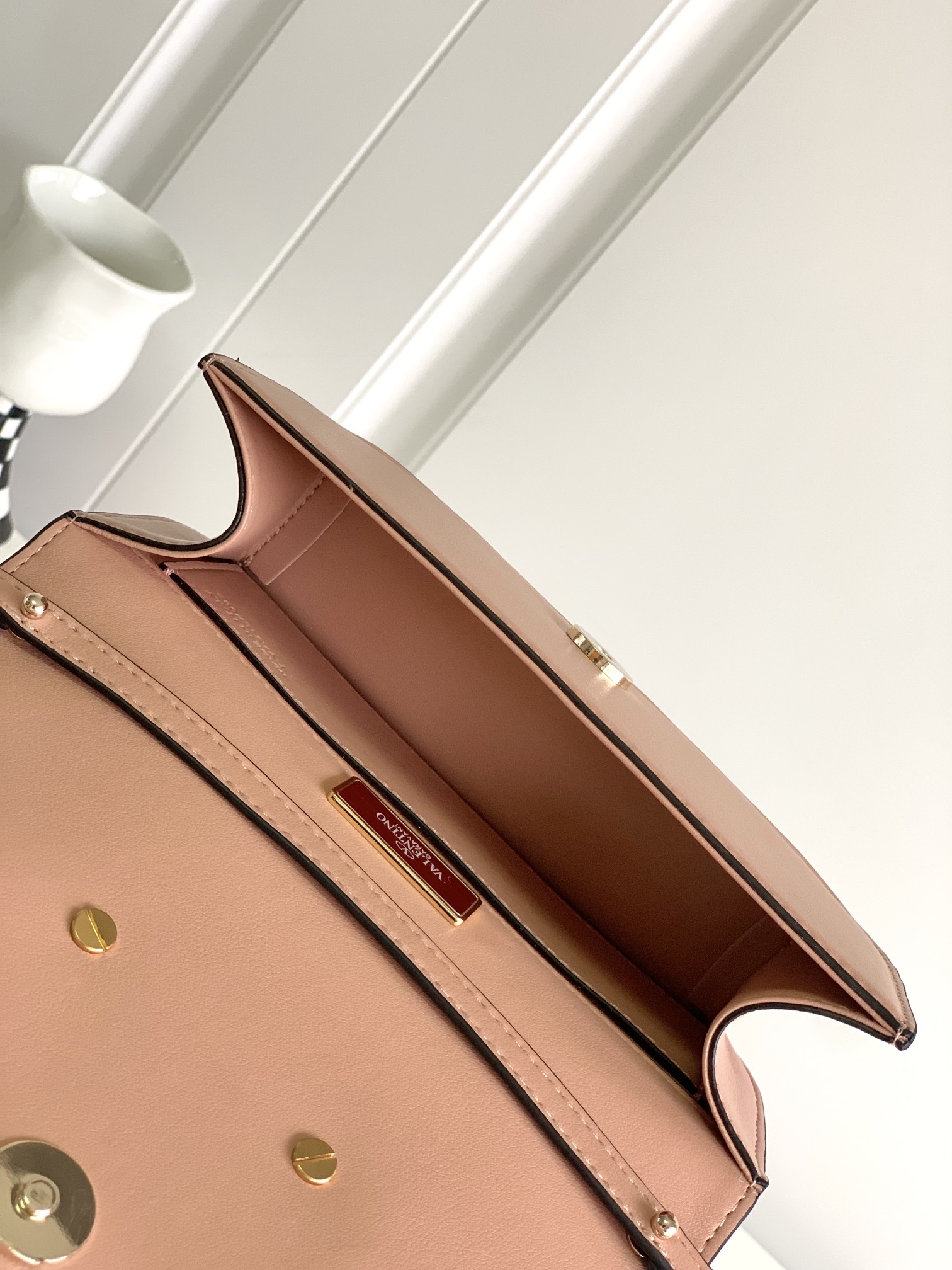 🆕🆕🆕MINI LOCÒ仿水晶装饰手袋-VLogo Signature施华洛世奇®仿水晶装饰-配可拆卸提