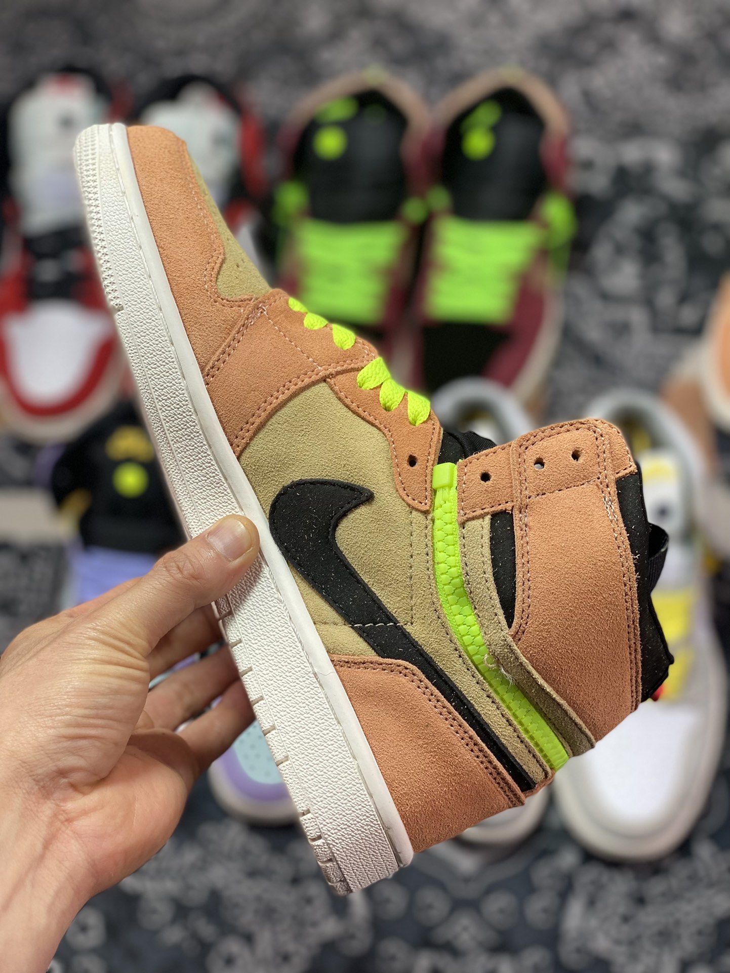 Air Jordan 1 Switch ”Peach Neon” apricot orange zipper J1 Jordan 1 high-top culture basketball shoes CW6576-800