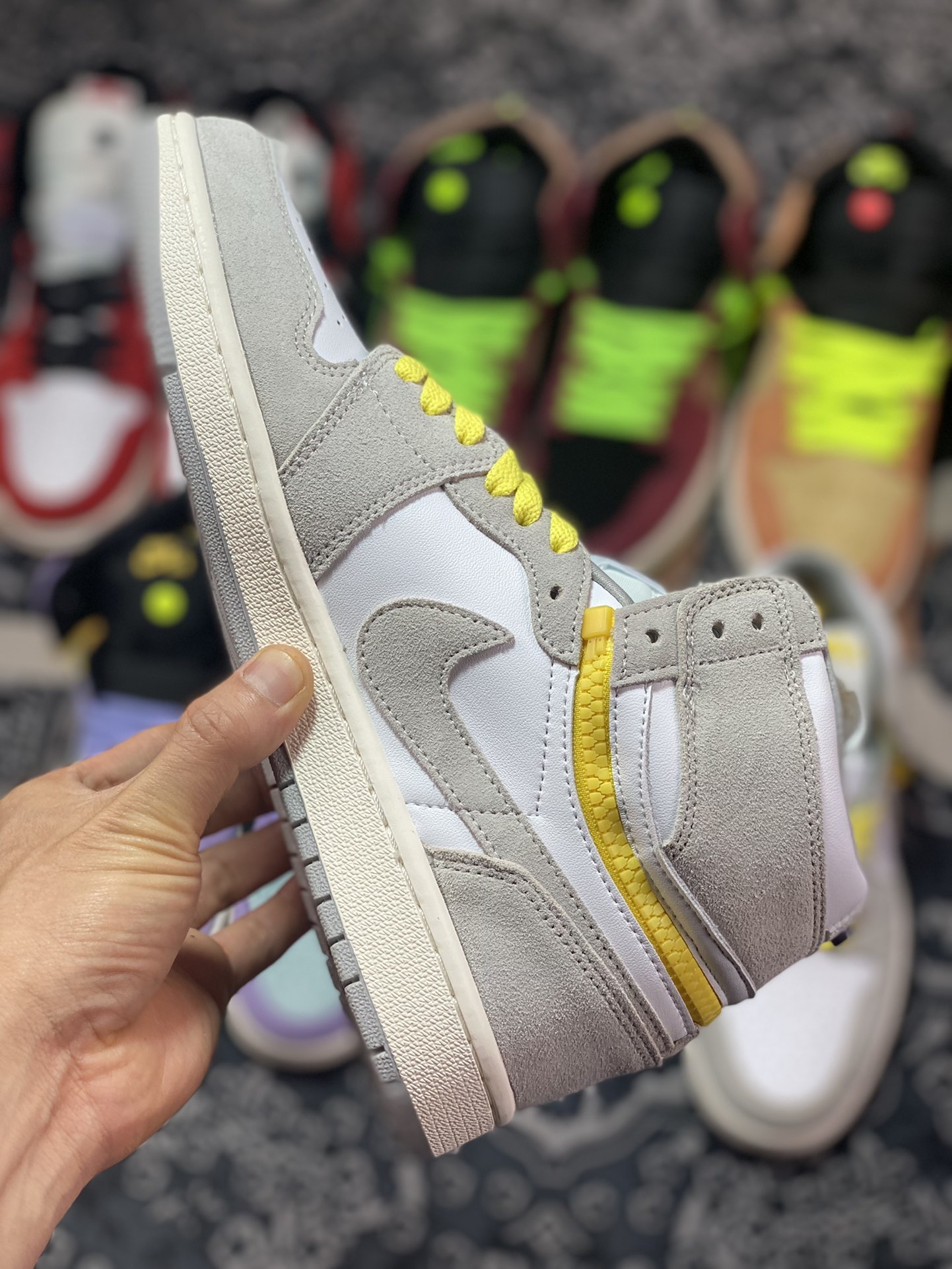 Air Jordan 1 Switch ”Light Smoke Grey” gray, white and yellow zipper basketball shoes 861428-107