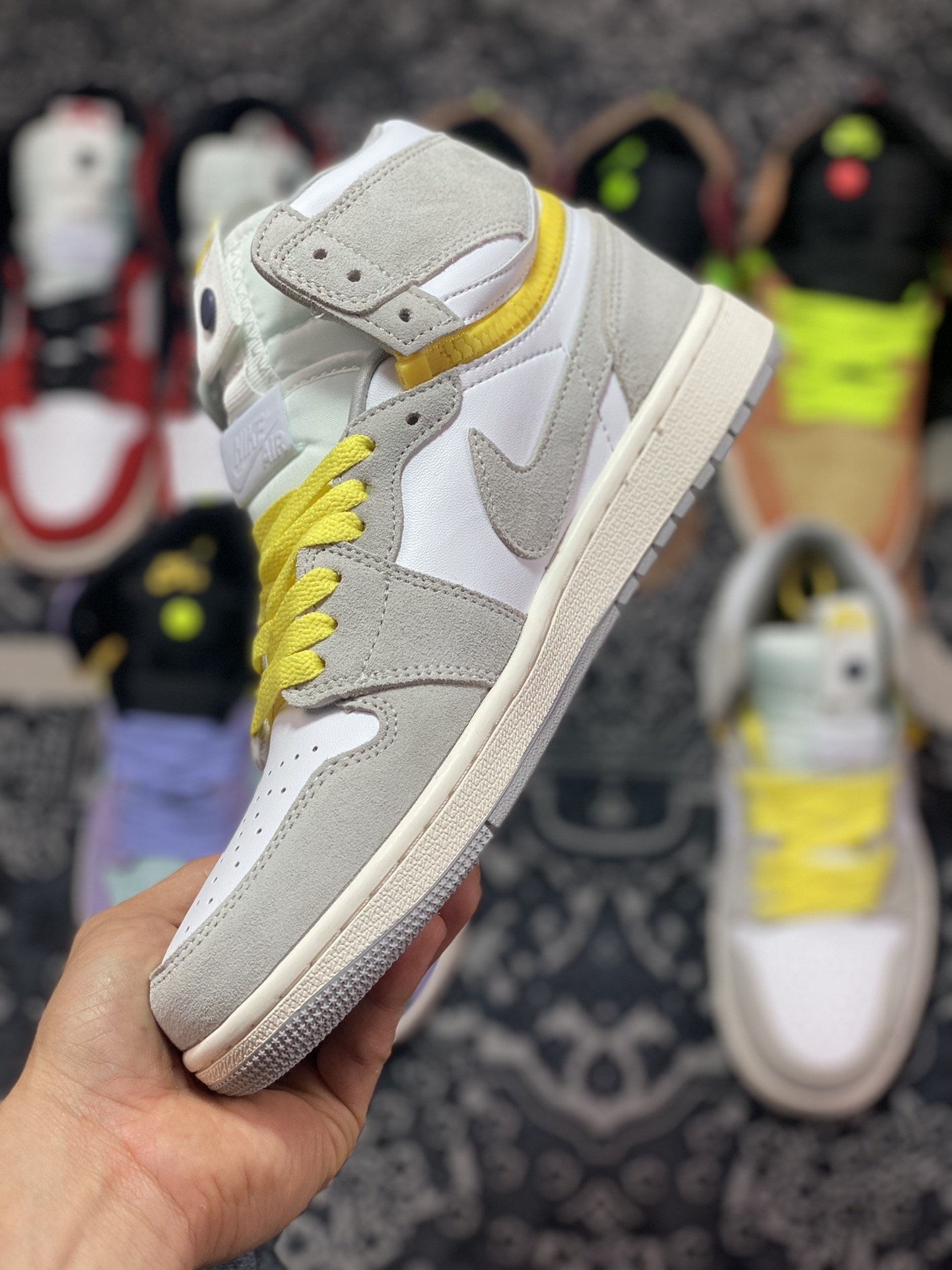 Air Jordan 1 Switch ”Light Smoke Grey” gray, white and yellow zipper basketball shoes 861428-107