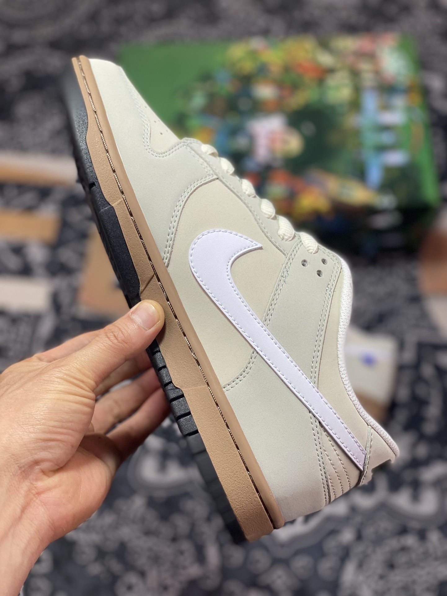 Nike SB Dunk Low ”BORING” dunk series low-top sneakers ”light khaki gray white brown bottom” DD5896-020