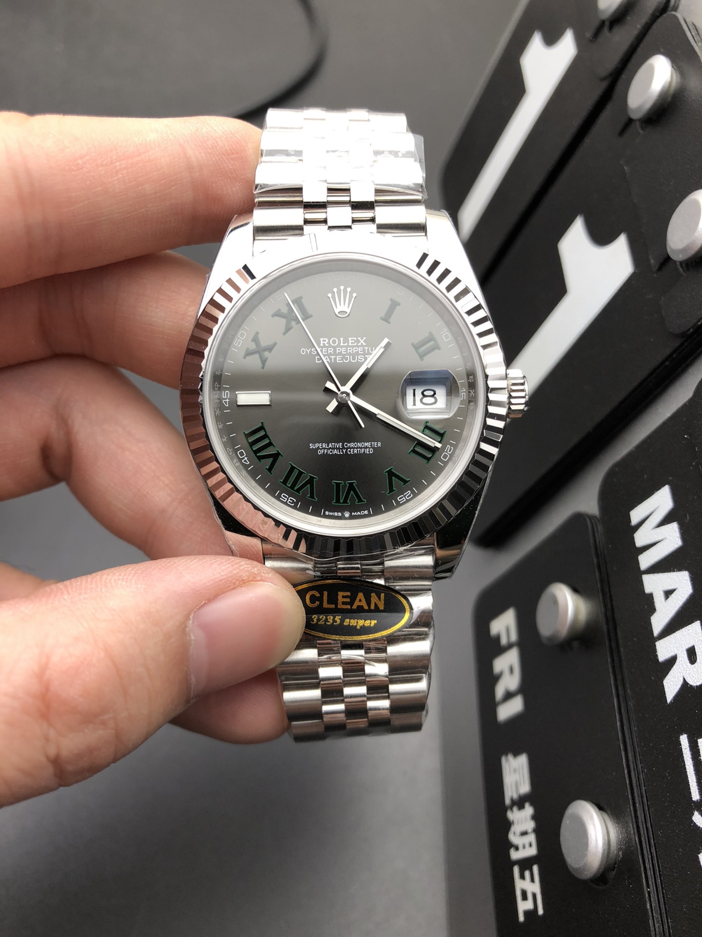ROLEX 롤렉스 Clean 그린 로만 다이얼 데이트저스트 - 최상급 품질