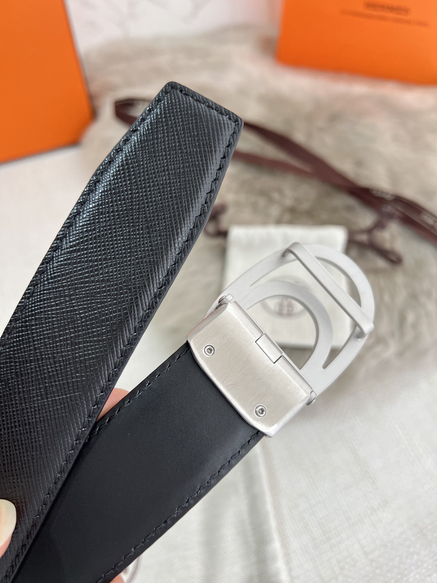 爱马仕 Hermès 高定典藏奢华工坊高定皮带配饰 #43A9433D 8