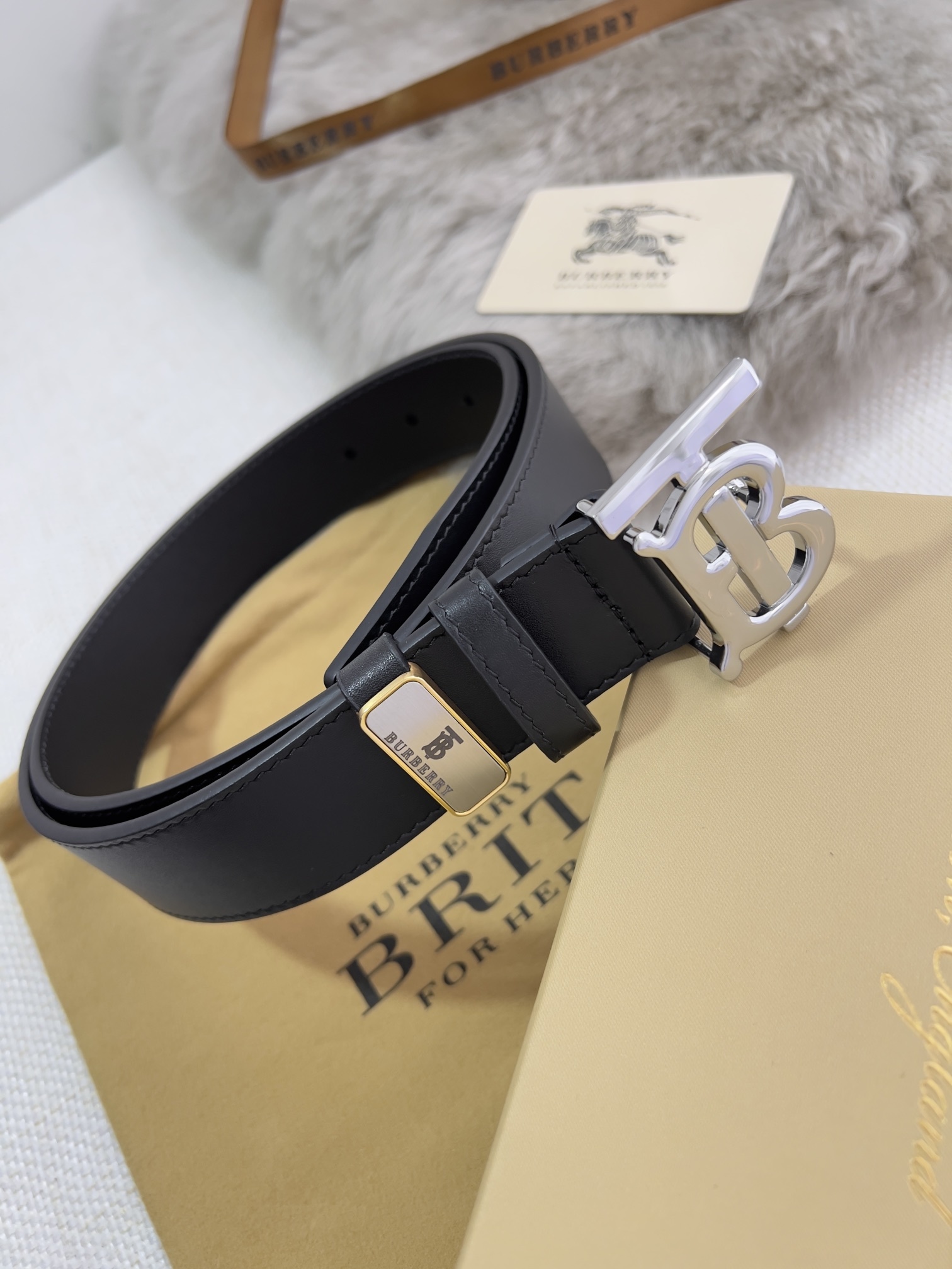 品名巴宝莉.Burberry️腰带皮