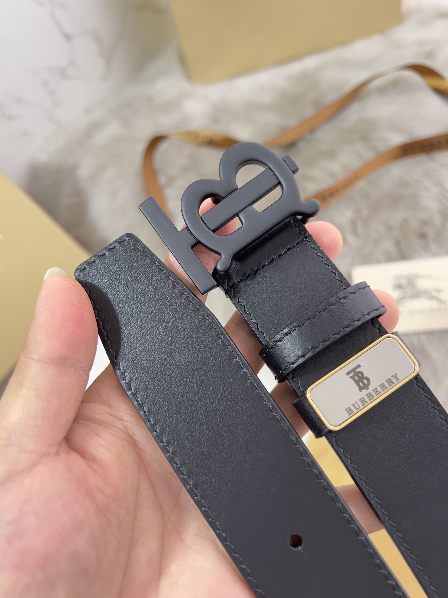 品名巴宝莉.Burberry️腰带皮