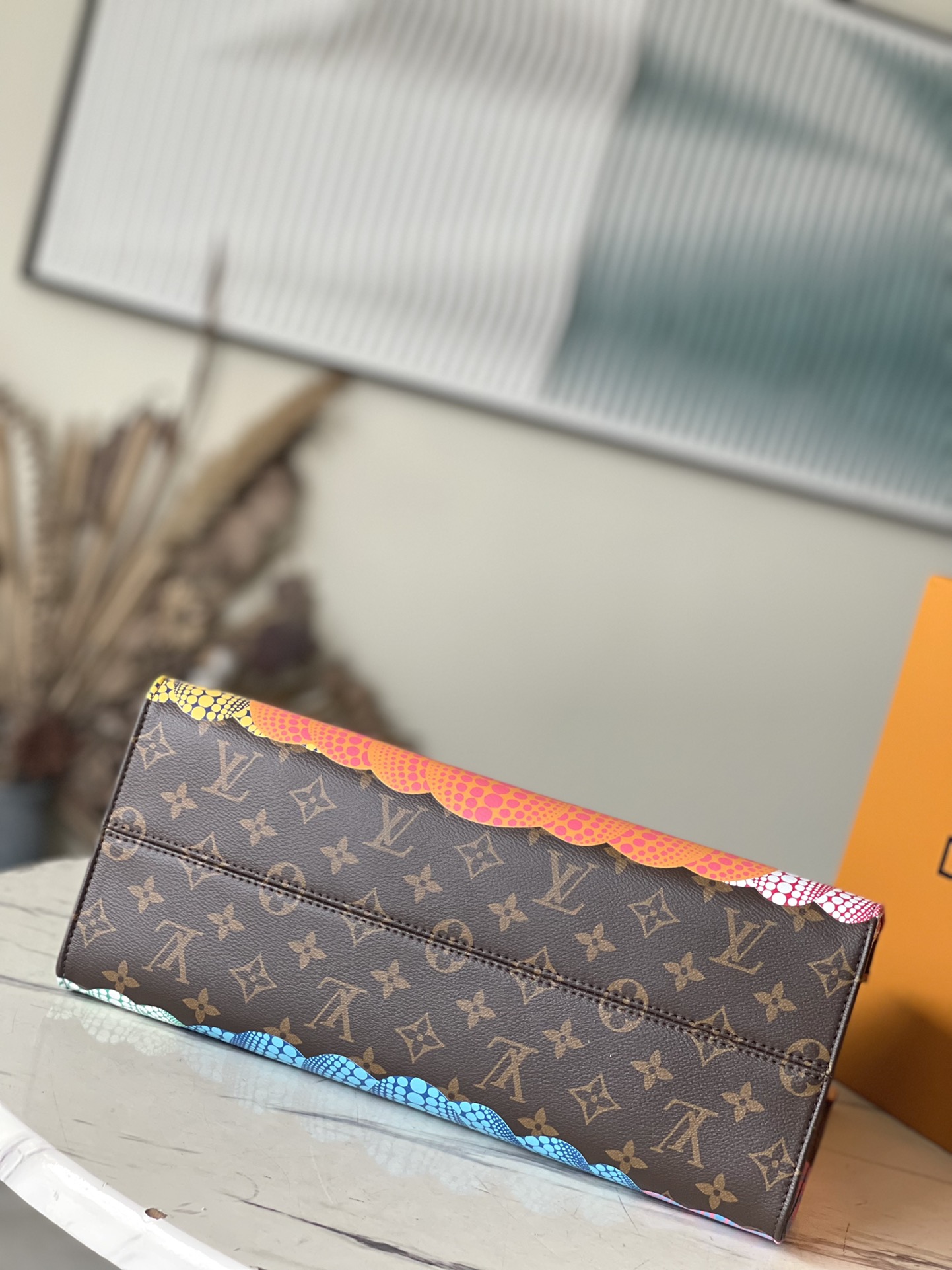 Louis Vuitton M46466 LV x YK OnTheGo MM