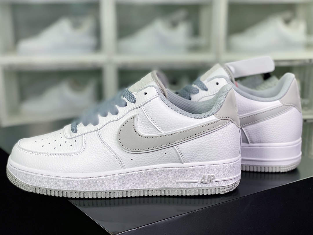 240  Air Force 1 '07 Low QS”White/Black/ Reflectiv Swoosh”空军一号板鞋“皮革白会天使反光钩子”LS0216-025