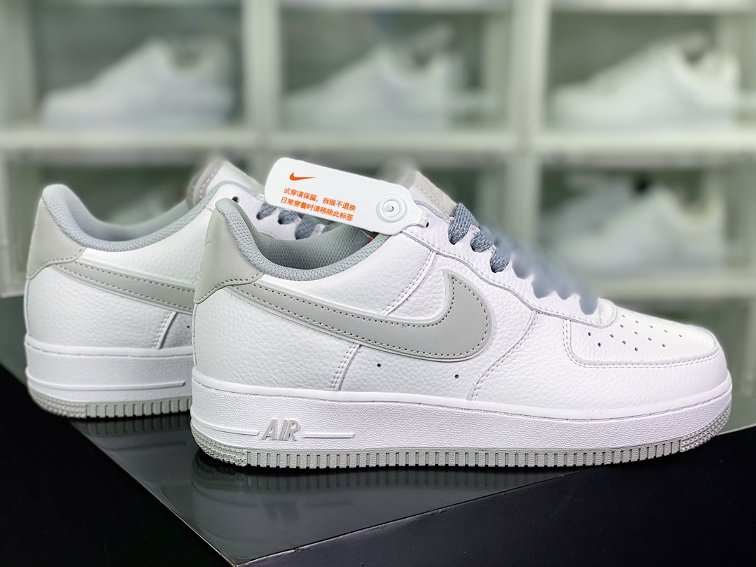 240  Air Force 1 '07 Low QS”White/Black/ Reflectiv Swoosh”空军一号板鞋“皮革白会天使反光钩子”LS0216-025