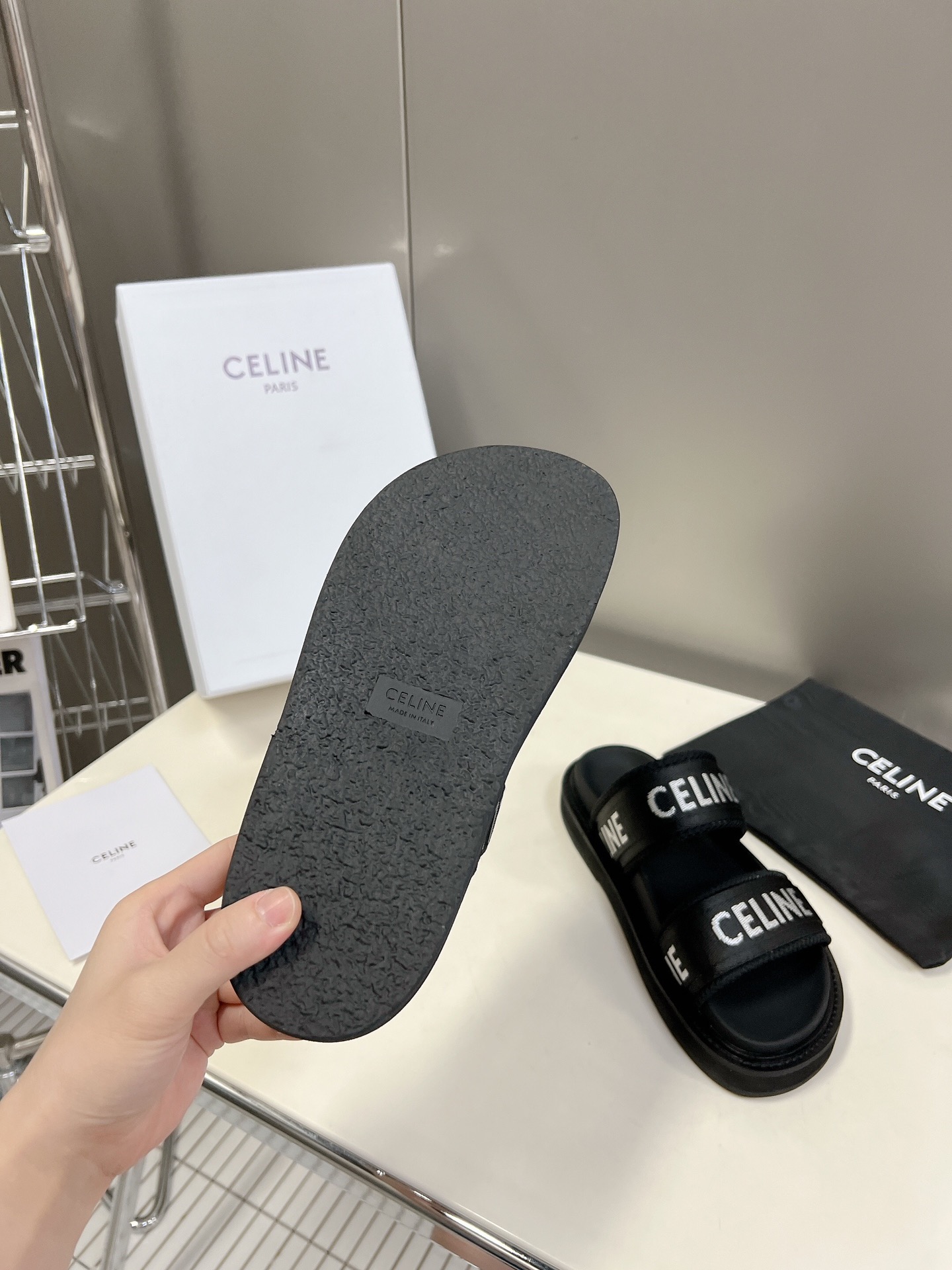 CELINE思琳代级别春夏新品凯旋门