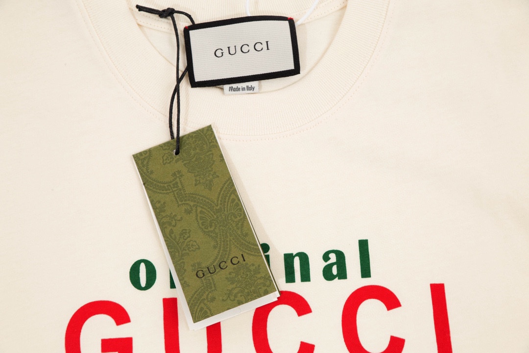 160 古驰/Gucci 夏季新款 以“Original Gucci”格言和品牌独特的绿色和红色为特色的印花短袖