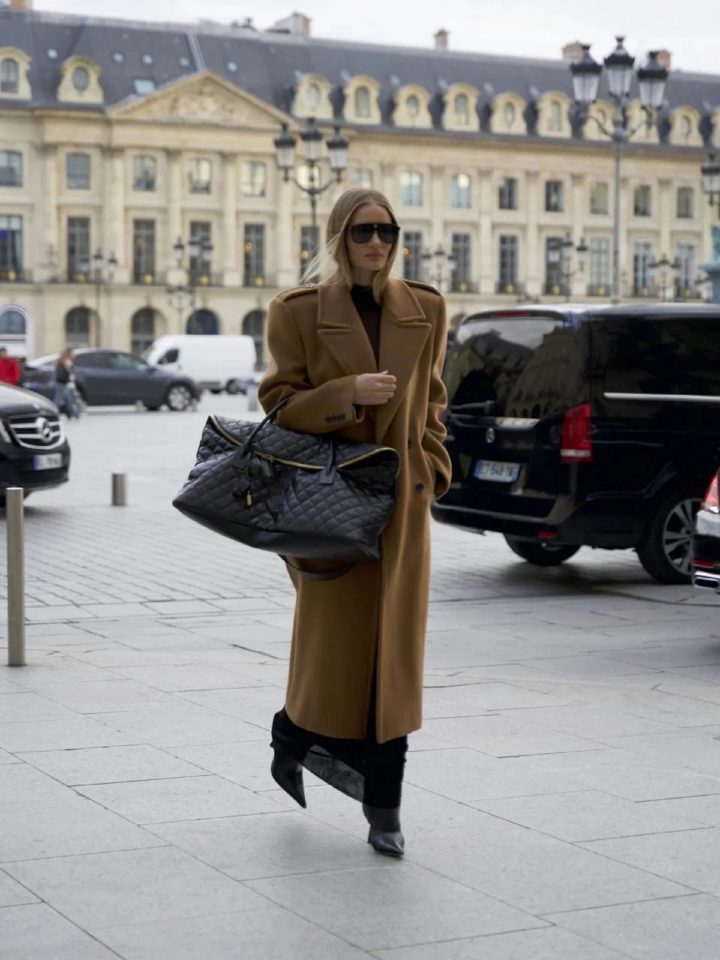 NO:389806,Fashion bloggers all have one, Saint Laurent, saint laurent19860909时尚博主纷纷人手一只,圣罗兰,saint laurent,Bag