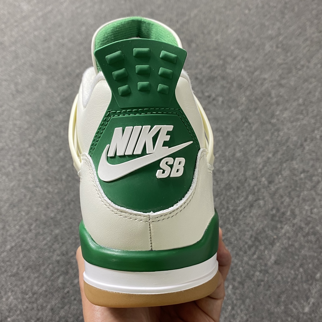 ♨️东莞裁片版本 2026年开年重磅福利特价！aj4SB白绿 40-48.5 齐 售前 售后三包到底，品