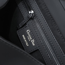 ⚠⚠️⚠️大号 【♥️Dior saddle 磨砂系列 】【配专柜盒子🎁】 大号尺寸:25.5 x 20 x 6.5 ⚠⚠️⚠️大号 【♥️Dior saddle 磨砂系列 】【配专柜盒子🎁】 大号尺寸:25.5 x 20 x 6.5