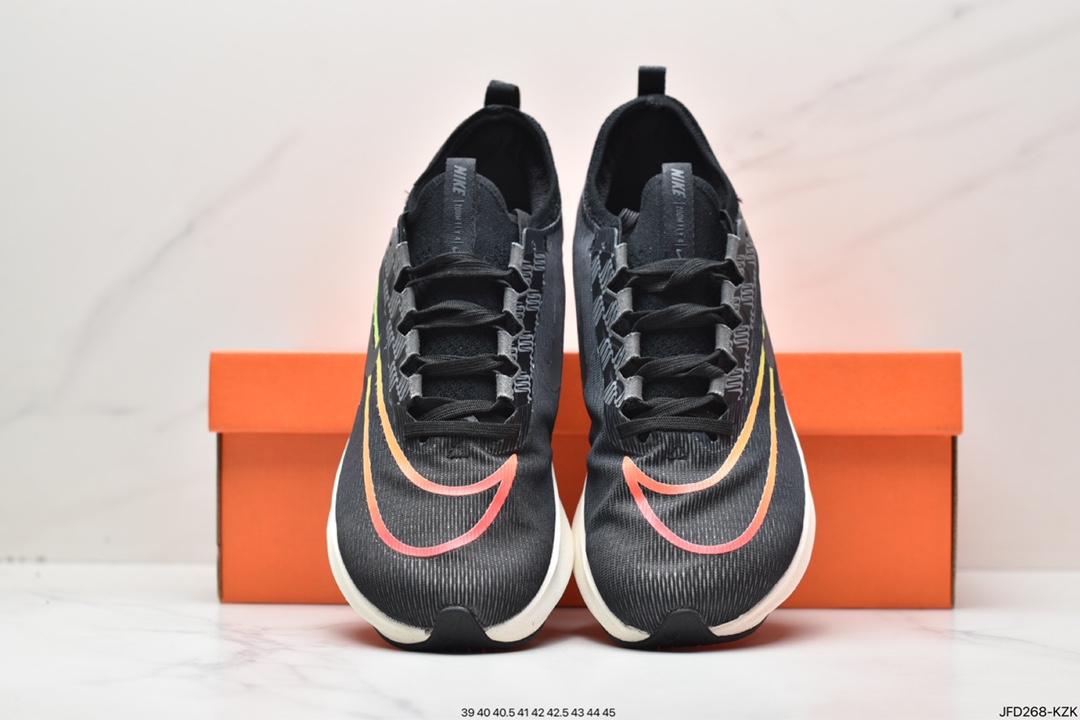 170 Nike Zoom Fly 4 耐克男子超弹碳板跑步鞋 DO2421-739