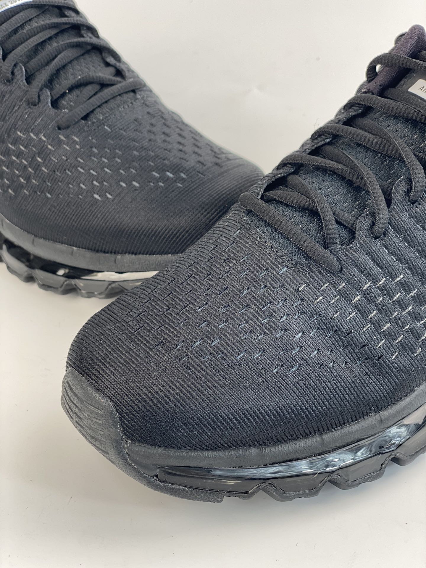 180 Nike Air Max 2017 全掌气垫鞋 849559-004