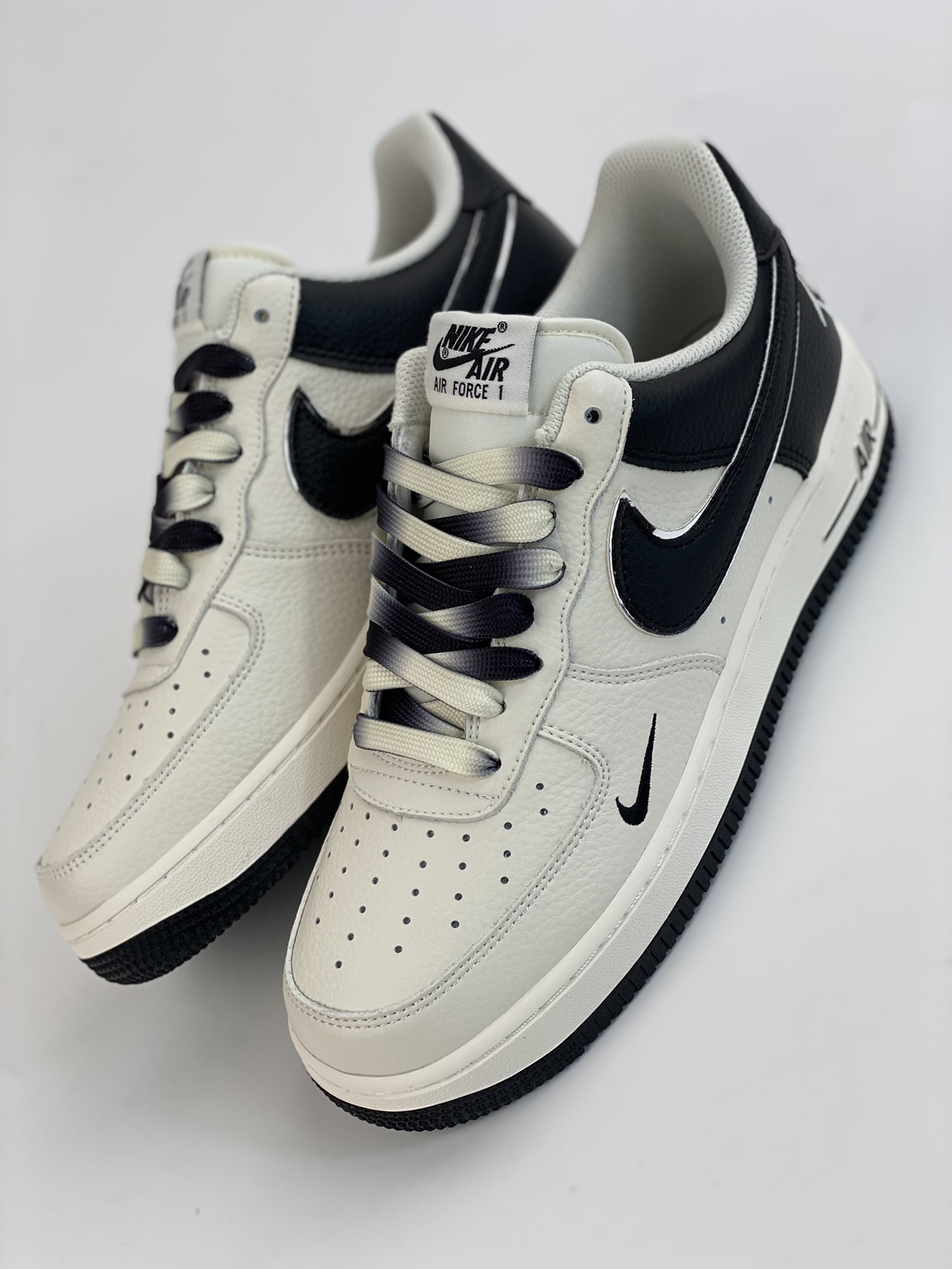 260 Nike Air Force 1 Low 07 米黑TS小钩 IO5636-333