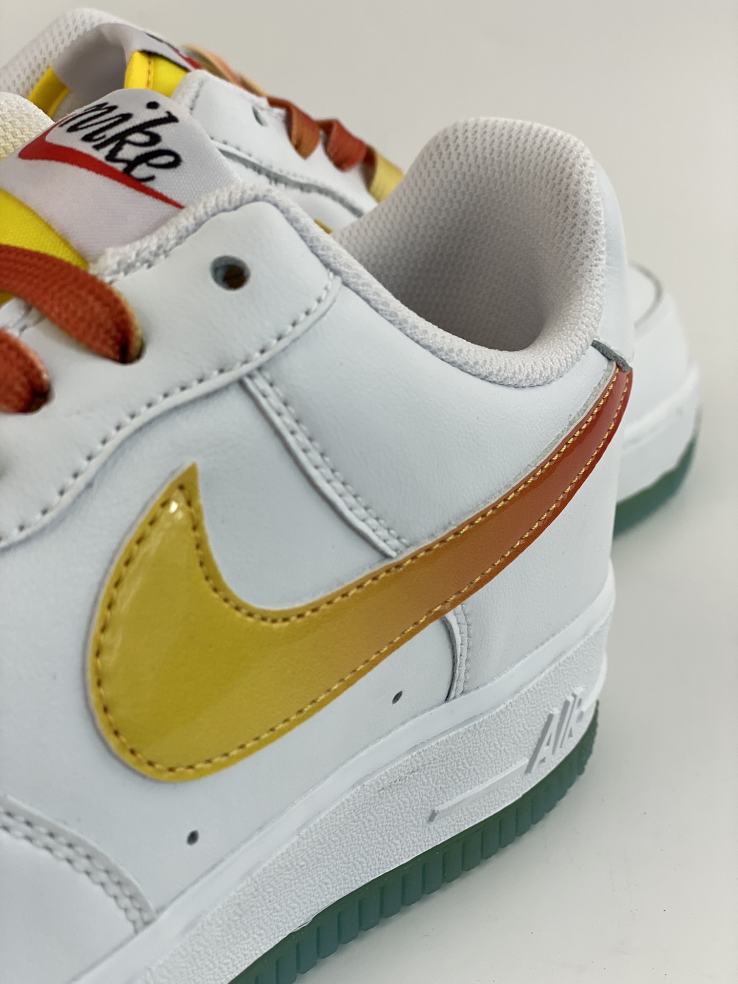 220 Nike Air Force 1 Low 07 白红黄渐变 NJ5696-789