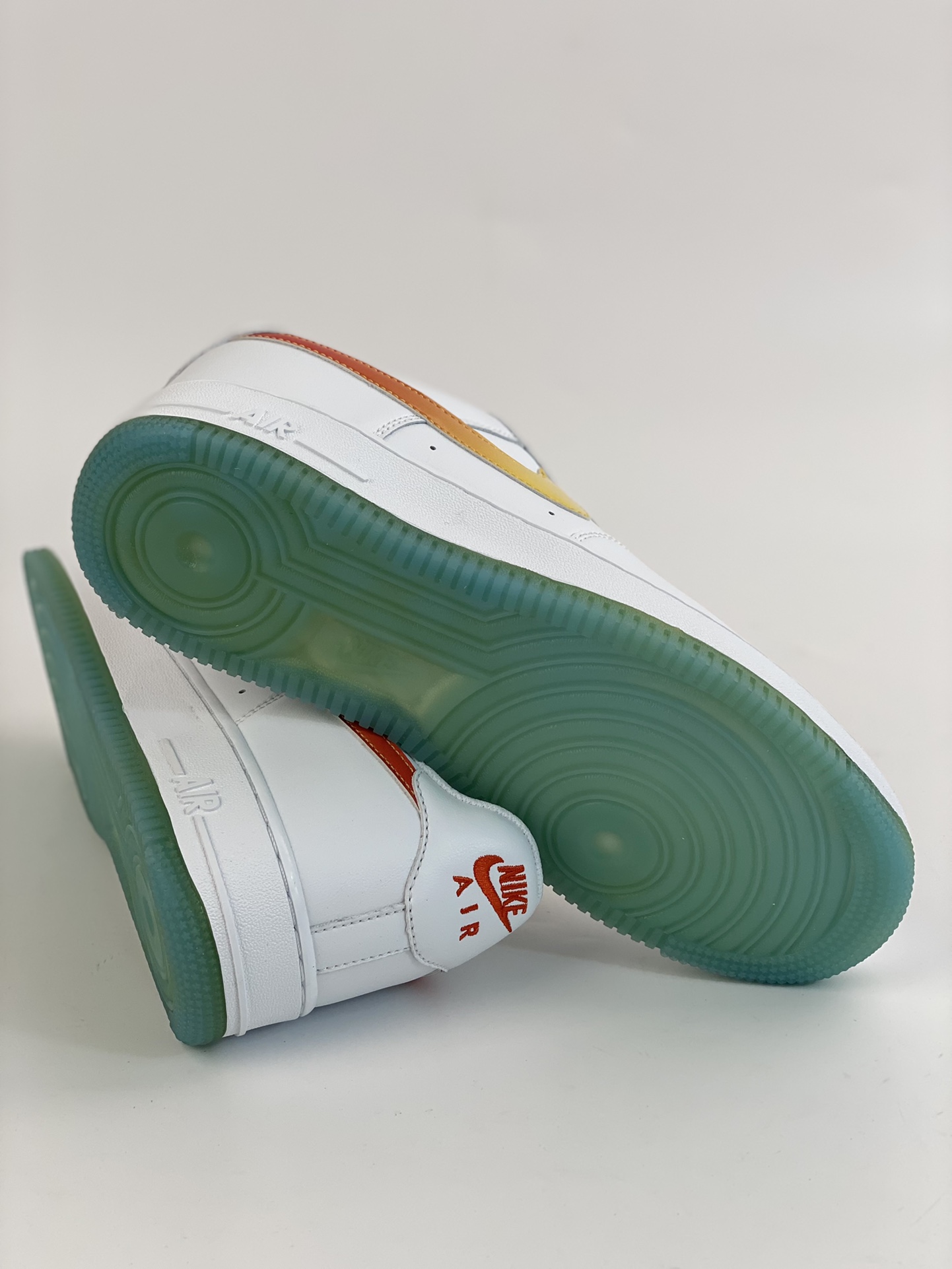 220 Nike Air Force 1 Low 07 白红黄渐变 NJ5696-789