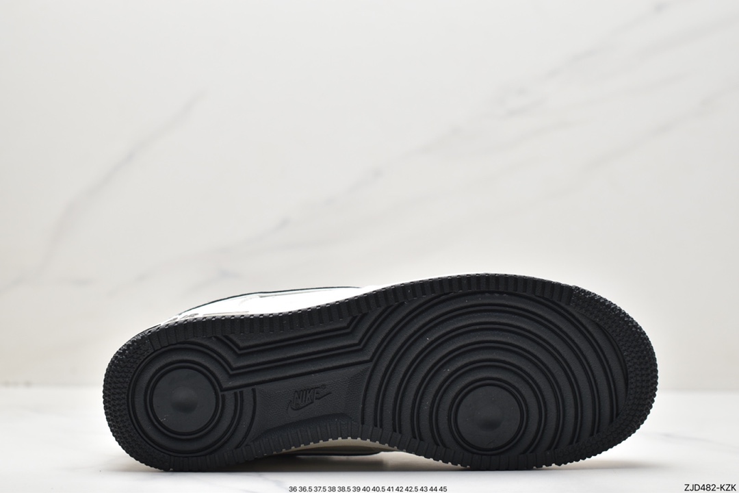 240  Air Force 1 '07 LV8 style ”幻影黑灰” 空军一号 AE1686-101