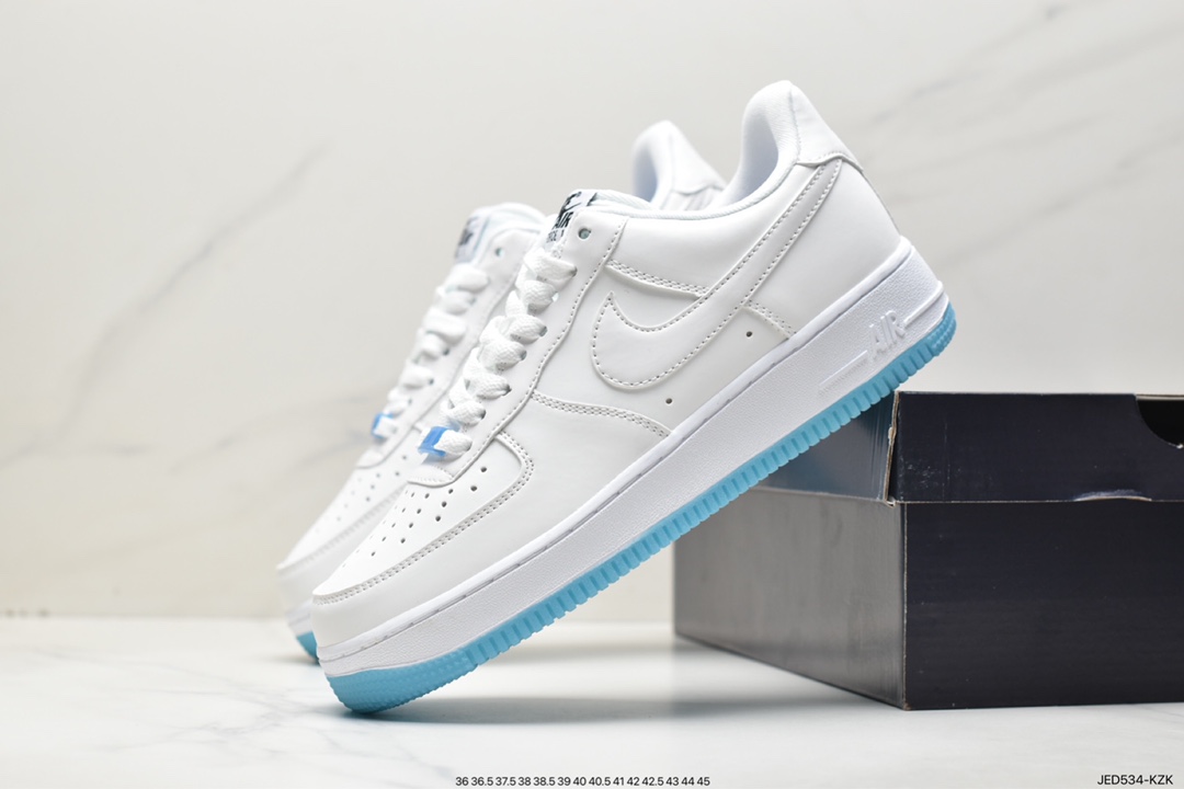 150 耐克Nike Air Force 1 Low 空军一号低帮百搭休闲运动板鞋 DA8301-100