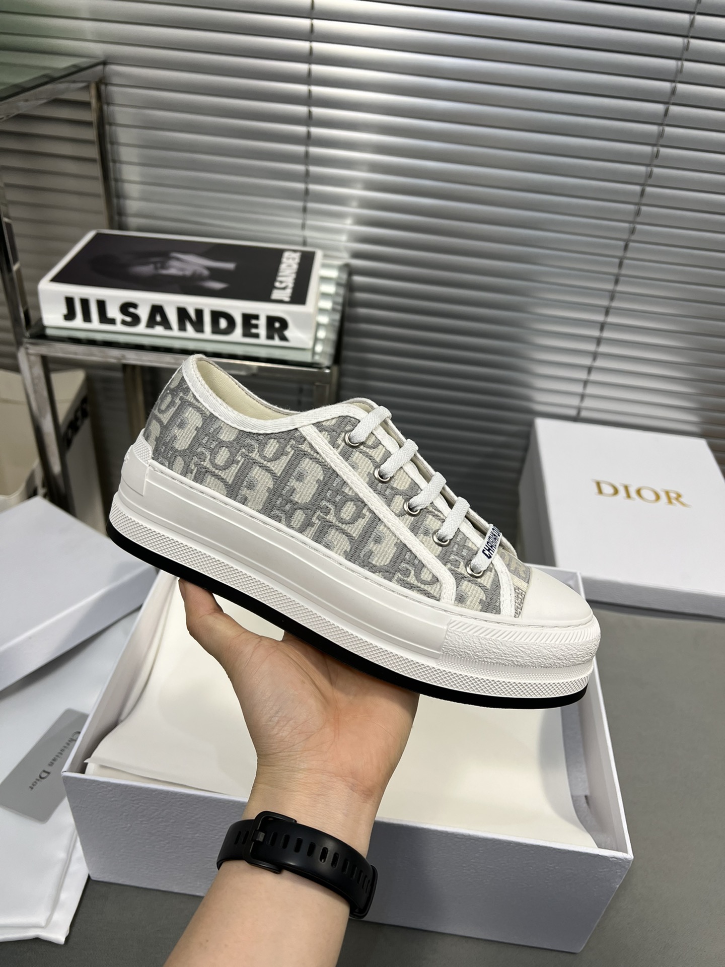 Dior Walk'n'Dior Embroidered Canvas Sneaker Platform Lace-Up Shoes 8 i1682278831 1675 6