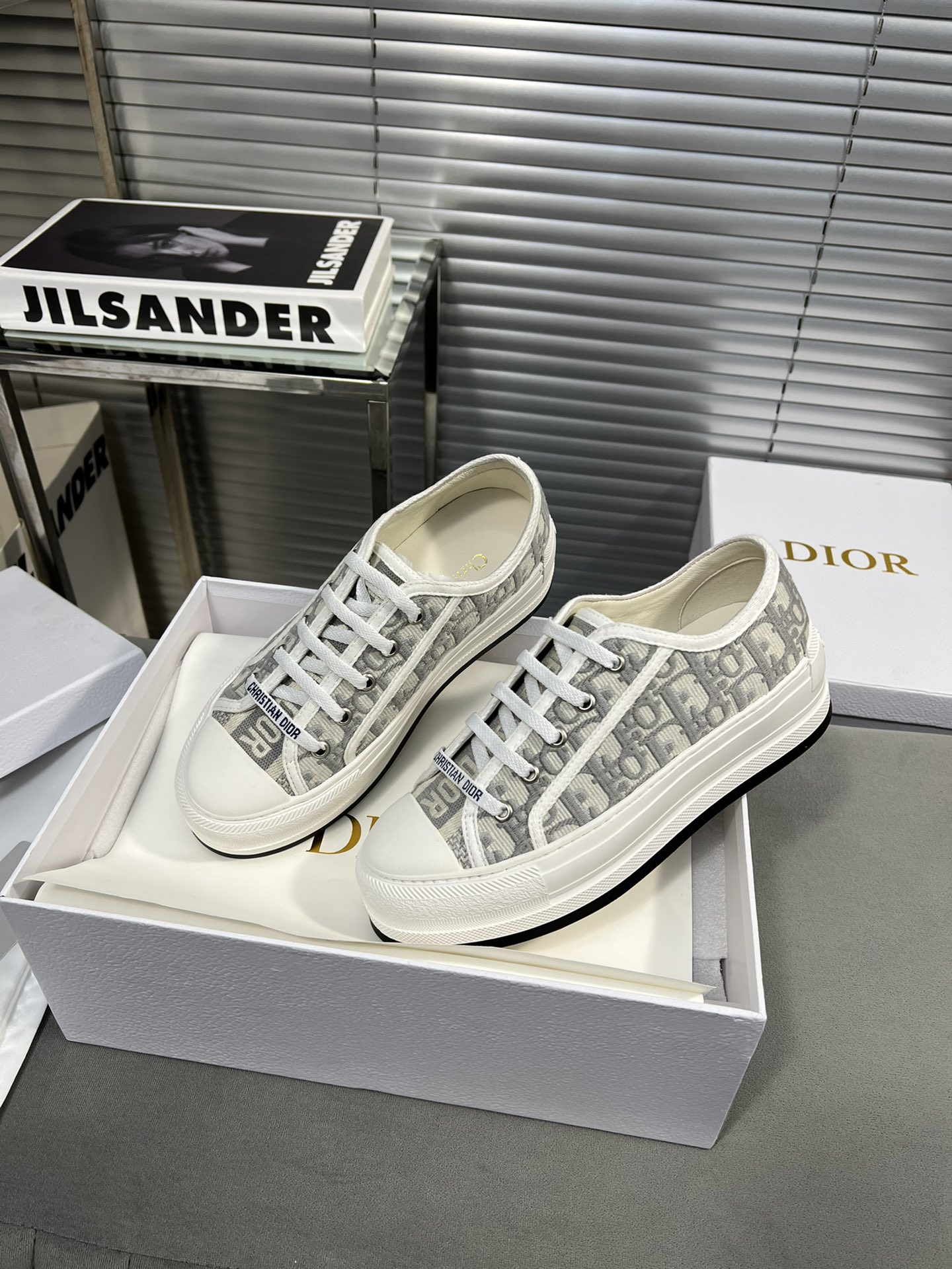 Dior Walk'n'Dior Embroidered Canvas Sneaker Platform Lace-Up Shoes 5 i1682278831 6499 3