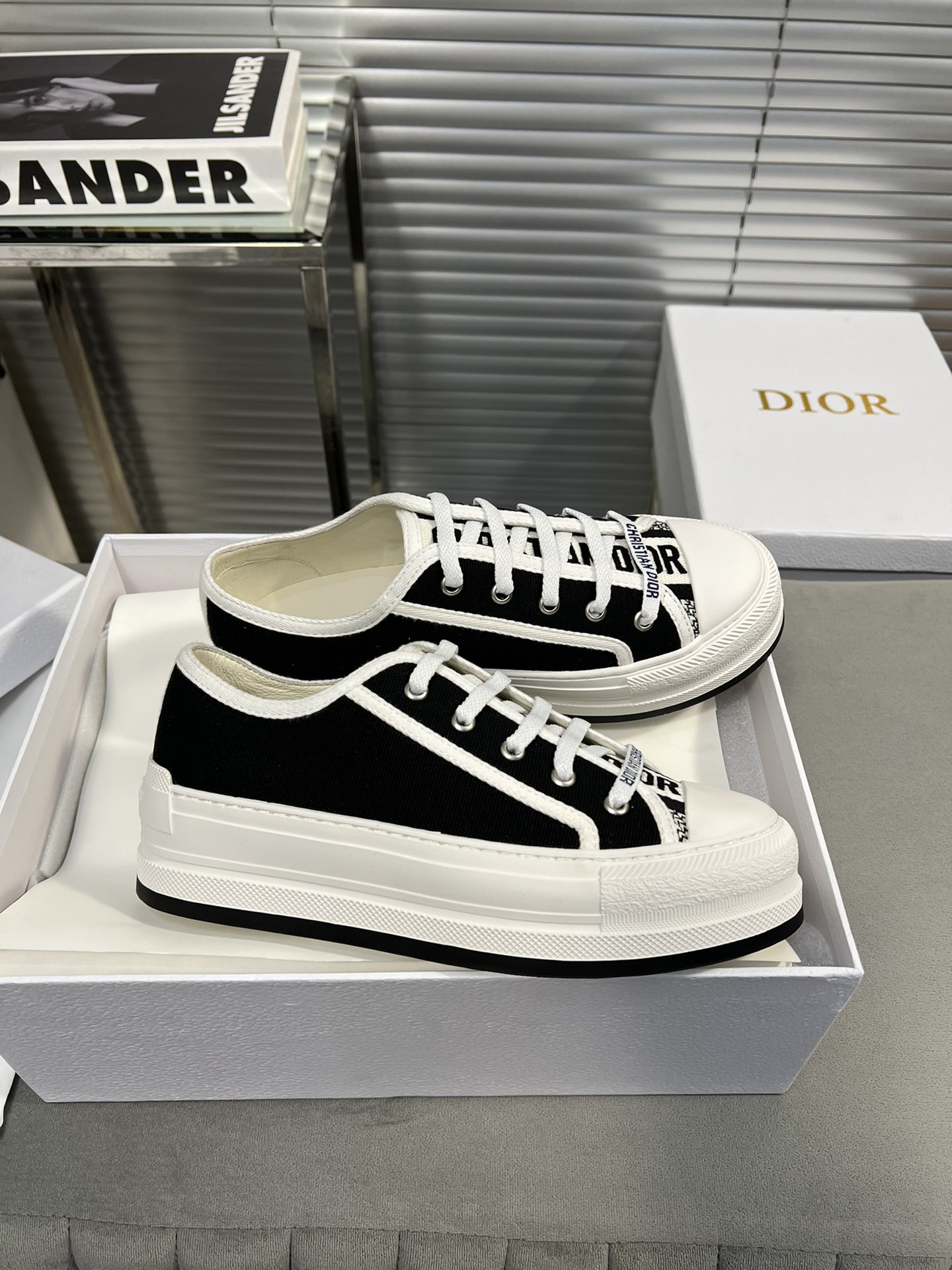 Dior Walk'n'Dior Heavy Embroidery Canvas Sneakers - Elevated Style