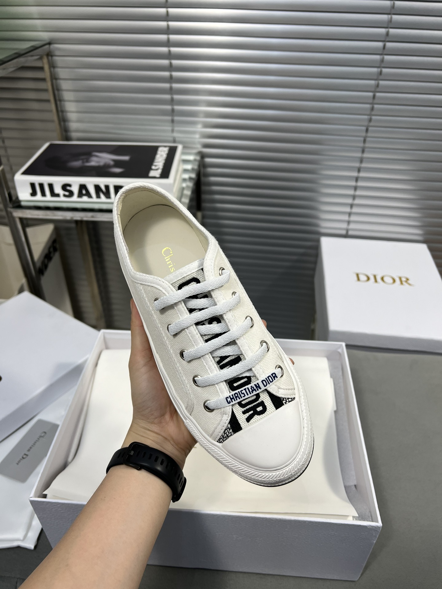 Dior Walk'n'Dior Embroidered Canvas Sneakers - Comfortable & Stylish 9 i1682278924 2095 7