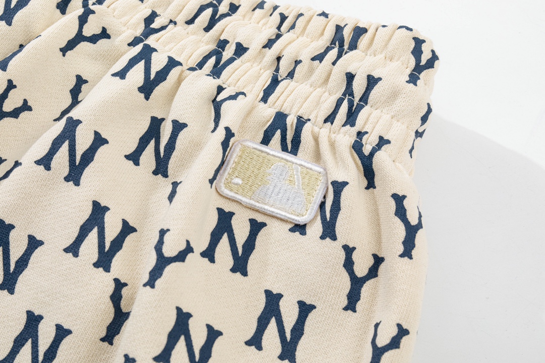 MLB Official Sports Shorts with Old Flower Elements, Various Colors and Sizes. - 图片 6