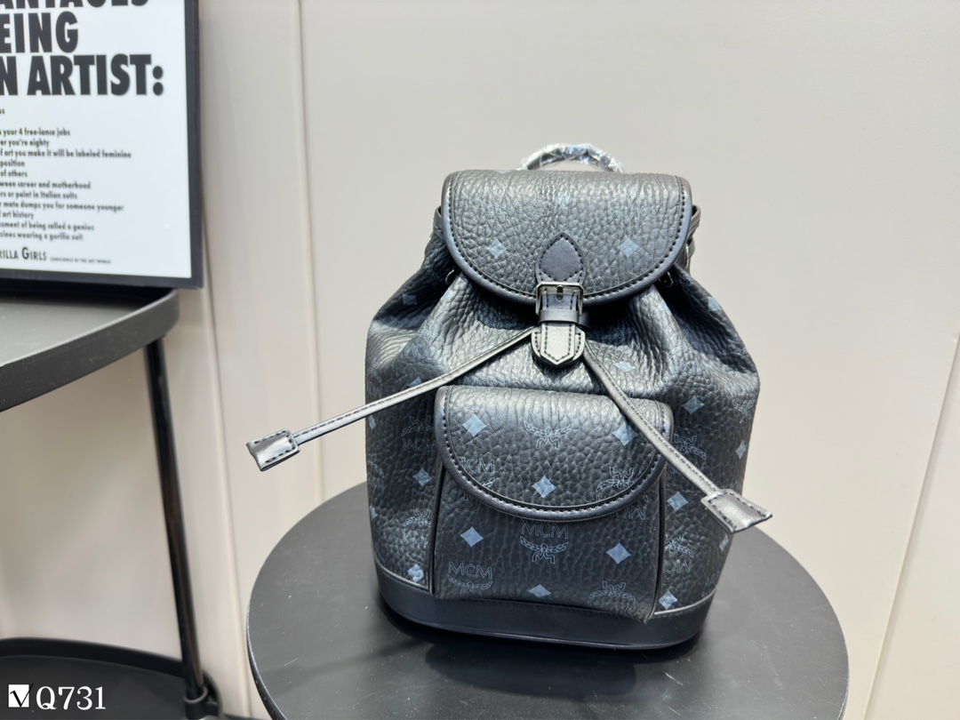 MCM mcm双肩背包到货啦 M C M