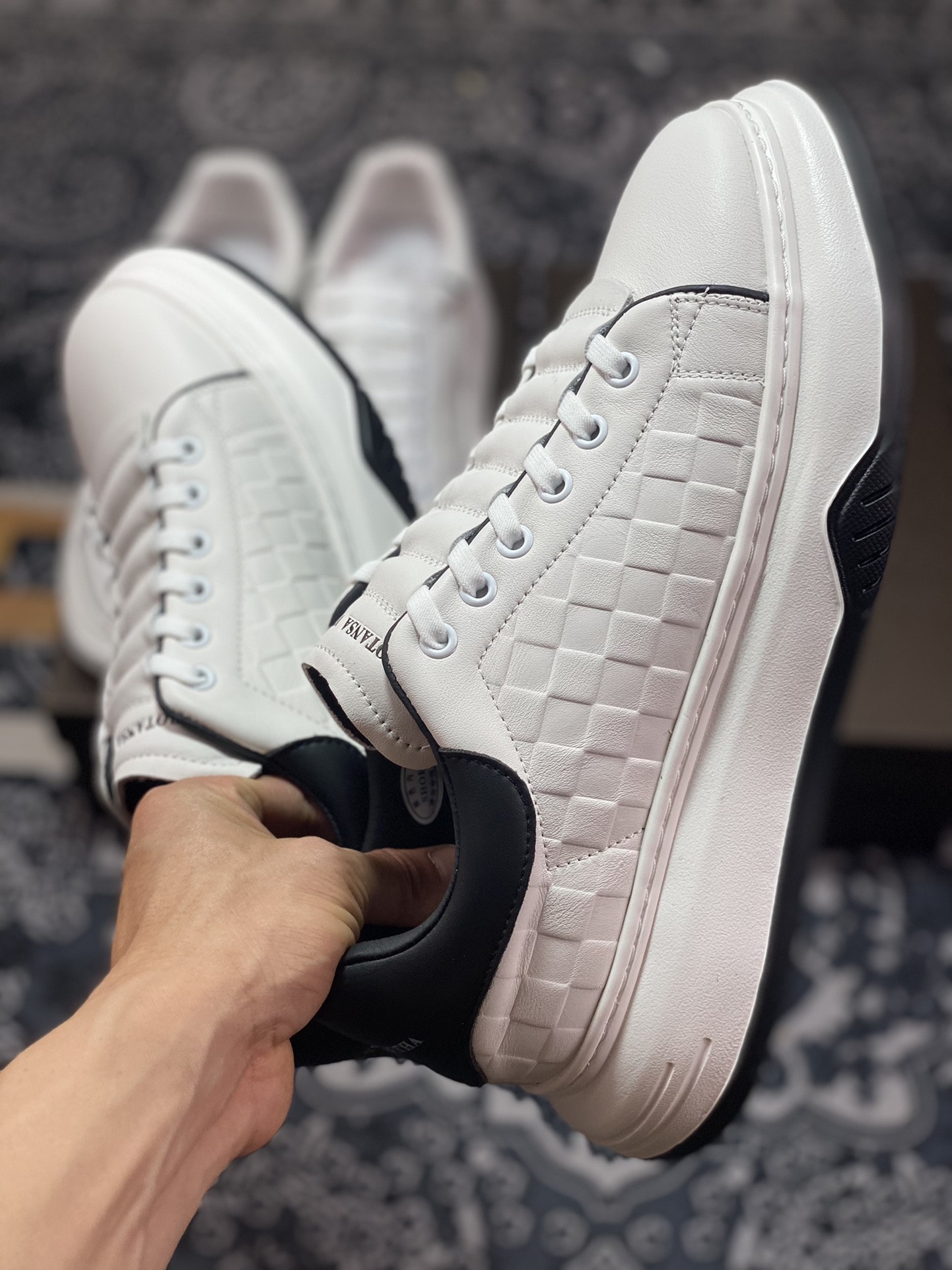 BV Bottega Veneta 23ss BV Sneaker thick-soled height-enhancing white shoes