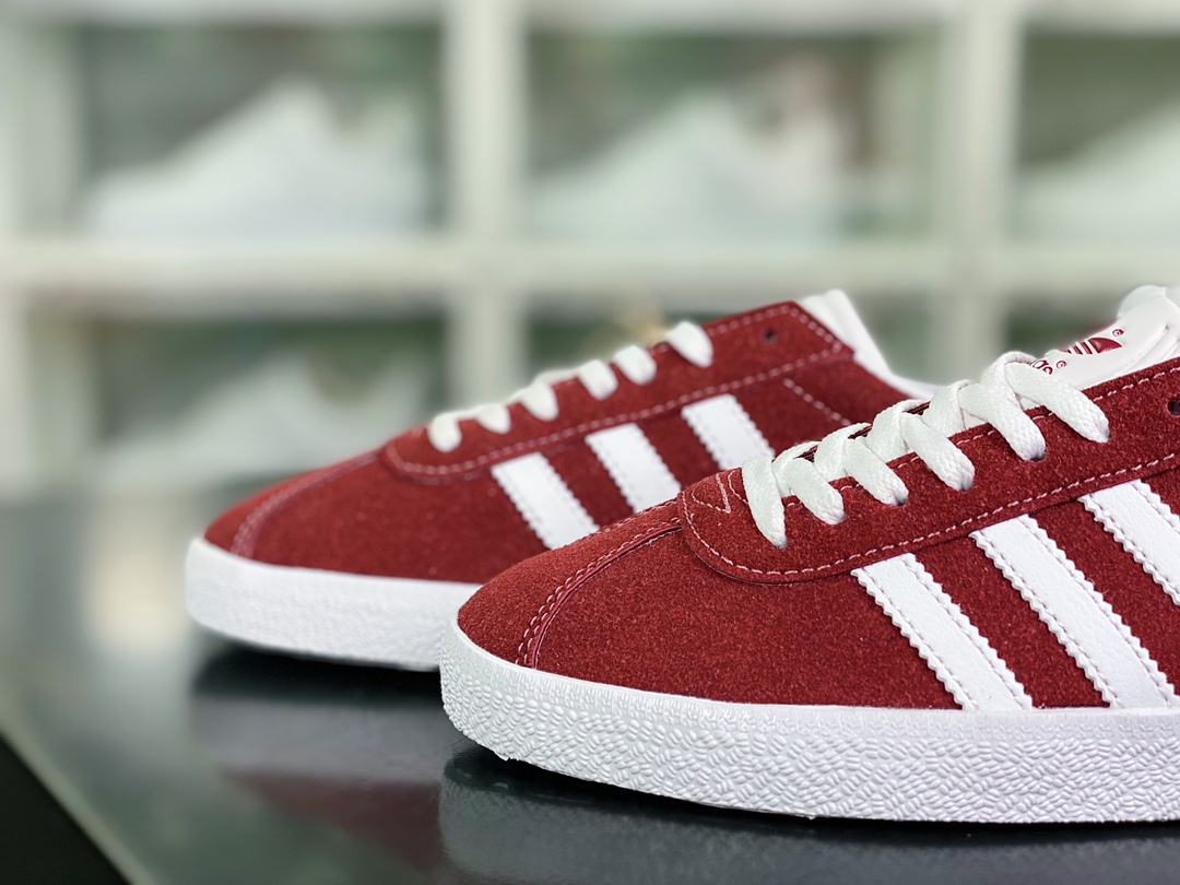 Adidas Originals Gazelle Antelope Series Retro All-match German Training Style Low-top Casual Sports Sneakers ”Wine Red and White” B41645