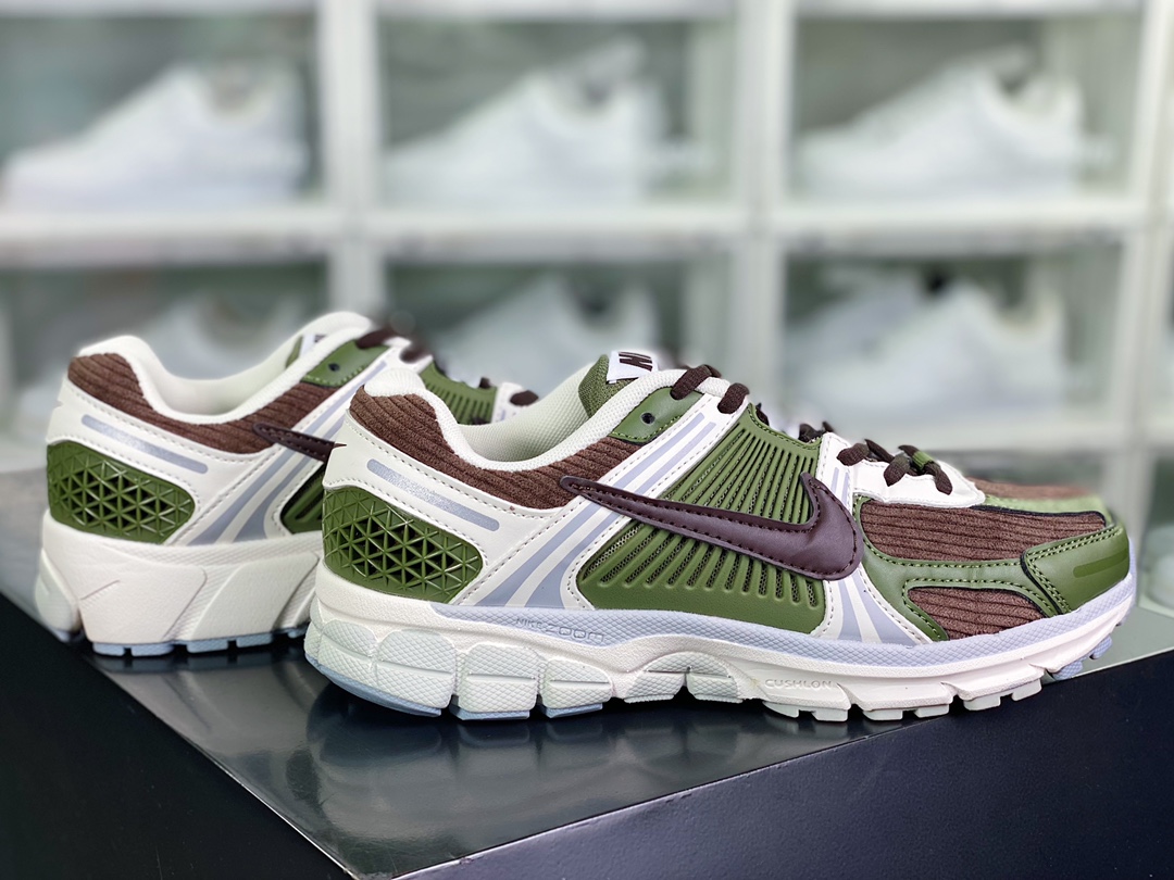 190 Nike Zoom Vomero 5”White/Black/Silver”佛莫罗5代系列慢跑鞋“白绿”FJ7694-013