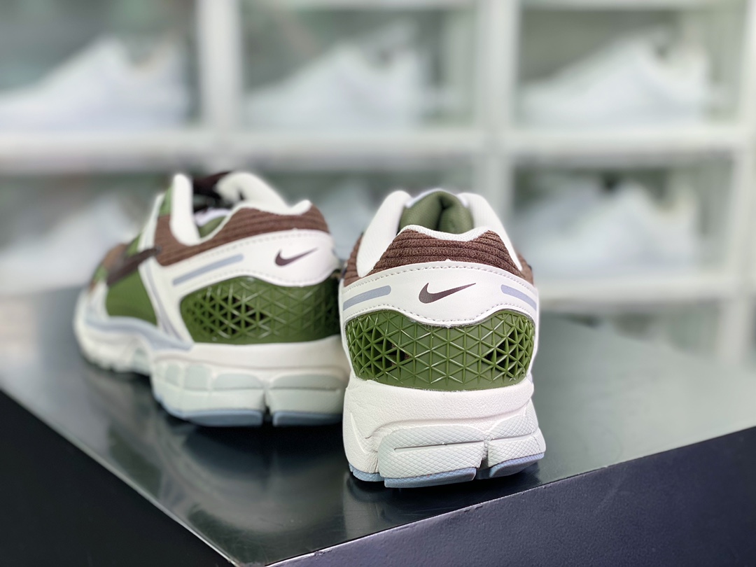 190 Nike Zoom Vomero 5”White/Black/Silver”佛莫罗5代系列慢跑鞋“白绿”FJ7694-013