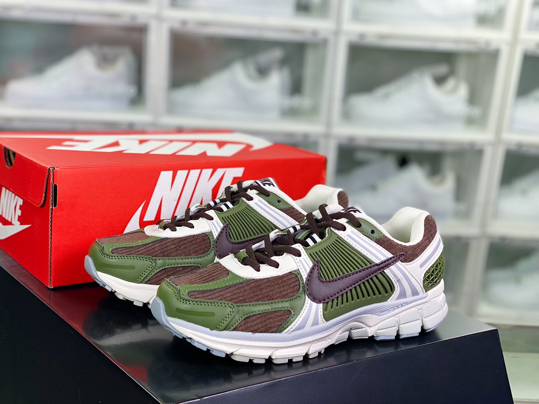 190 Nike Zoom Vomero 5”White/Black/Silver”佛莫罗5代系列慢跑鞋“白绿”FJ7694-013