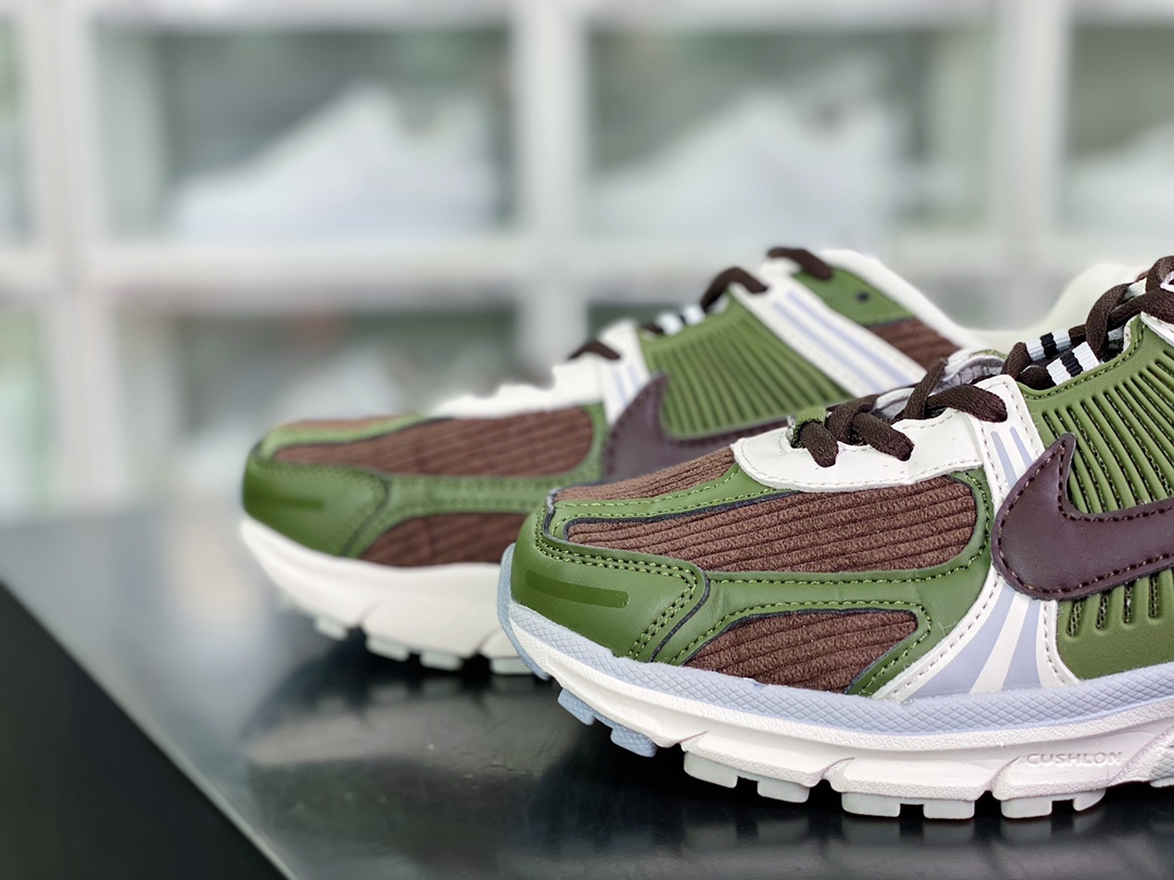 190 Nike Zoom Vomero 5”White/Black/Silver”佛莫罗5代系列慢跑鞋“白绿”FJ7694-013