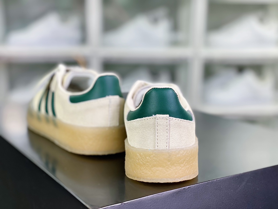 Adidas Originals 8th Street Samba ”Chalk White” Samba Street Series Low-top Sneakers ”Gray and Dark Green Rubber Sole” ID7297