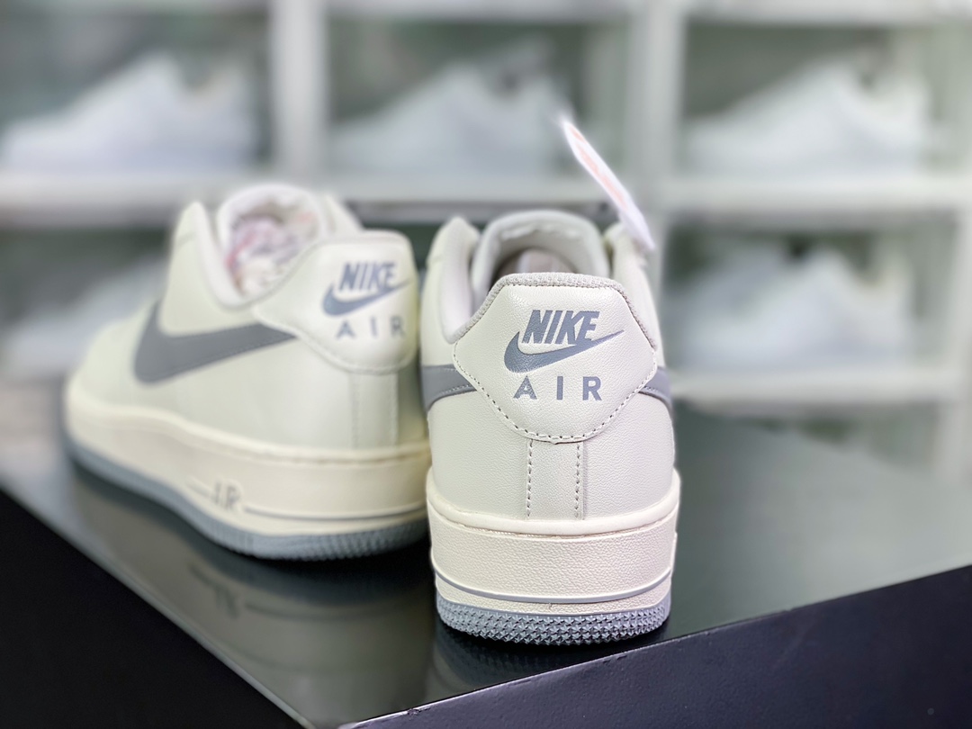 240  Air Force 1’07 Low”Beige/Wolf Grey/Jumbo Swoosh”空军一号板鞋“皮革米白狼灰放大钩子”SP0758-028