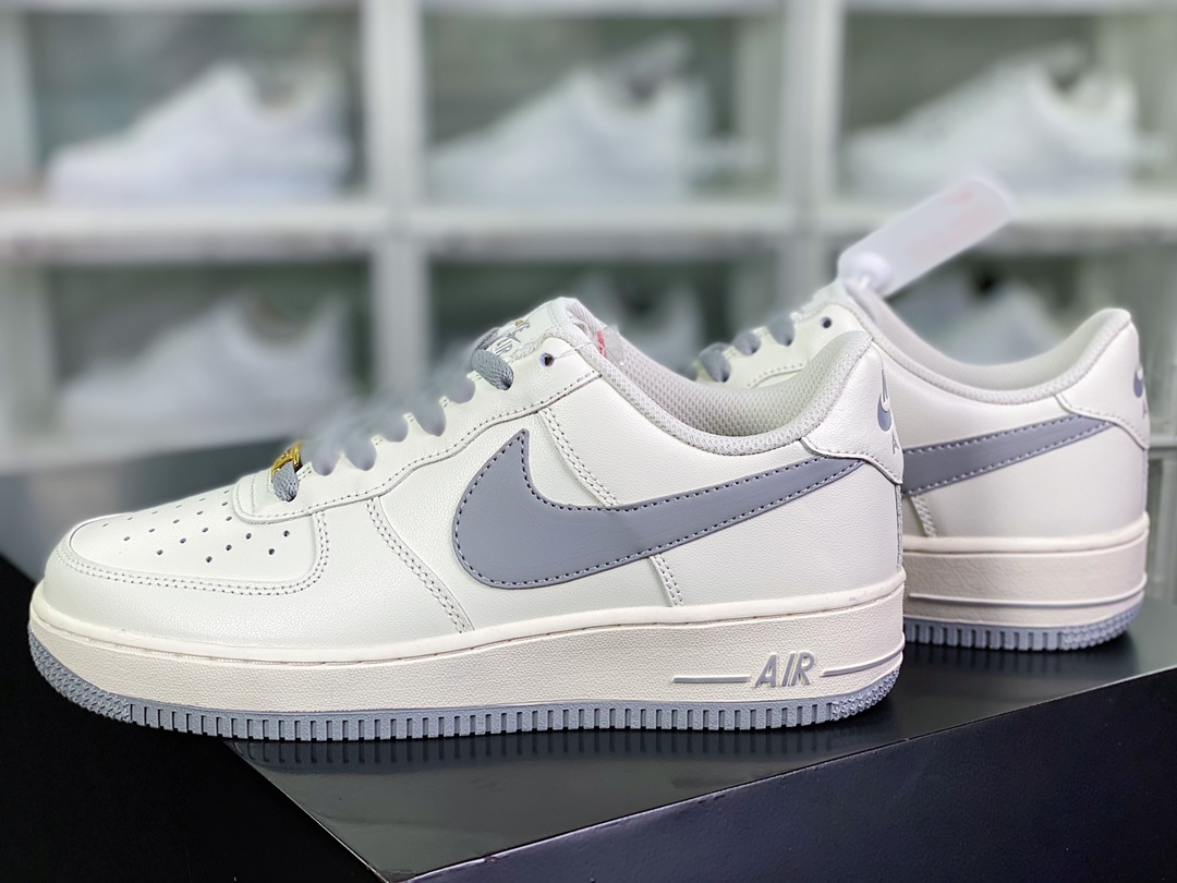 240  Air Force 1’07 Low”Beige/Wolf Grey/Jumbo Swoosh”空军一号板鞋“皮革米白狼灰放大钩子”SP0758-028