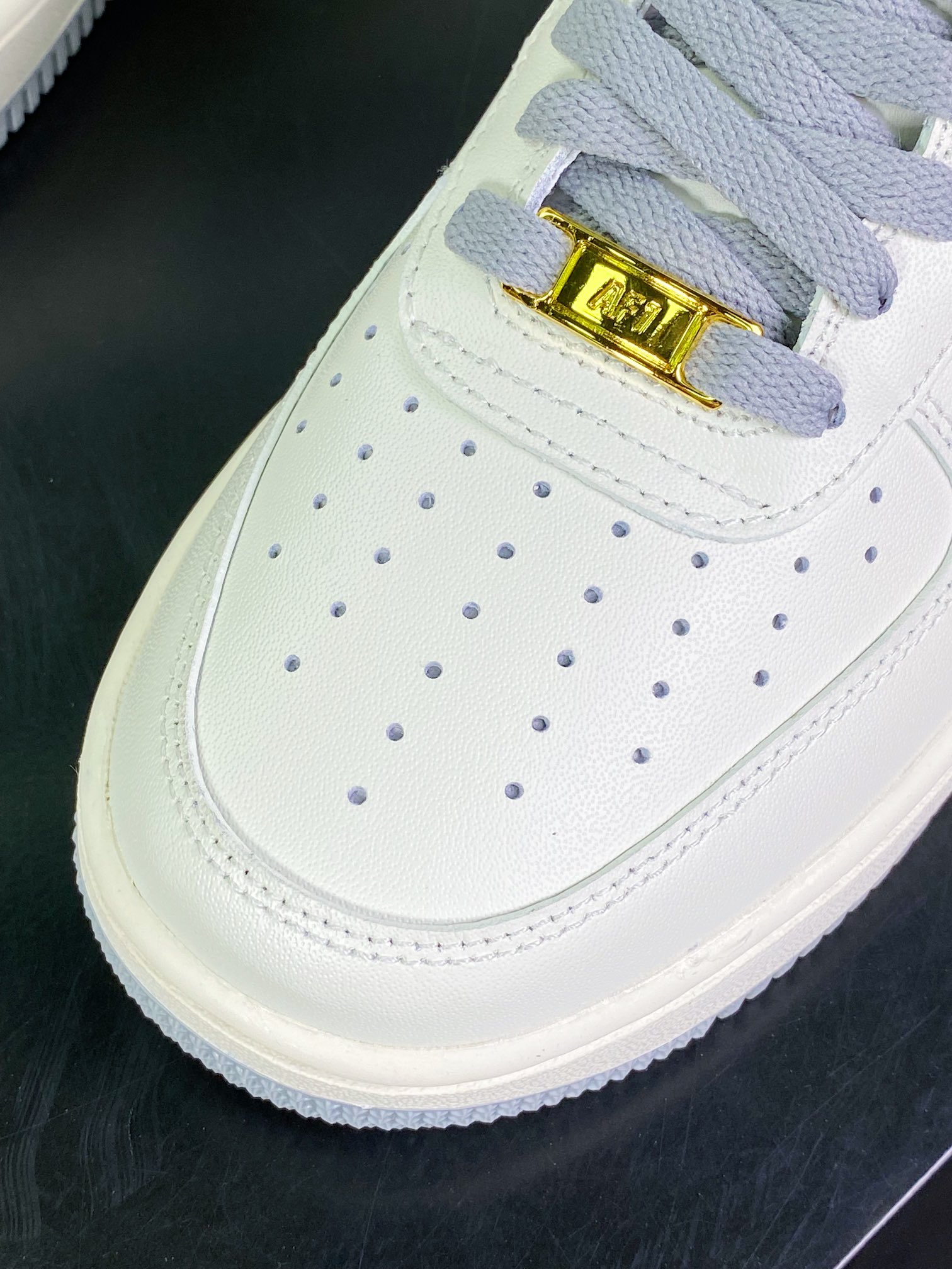 240  Air Force 1’07 Low”Beige/Wolf Grey/Jumbo Swoosh”空军一号板鞋“皮革米白狼灰放大钩子”SP0758-028